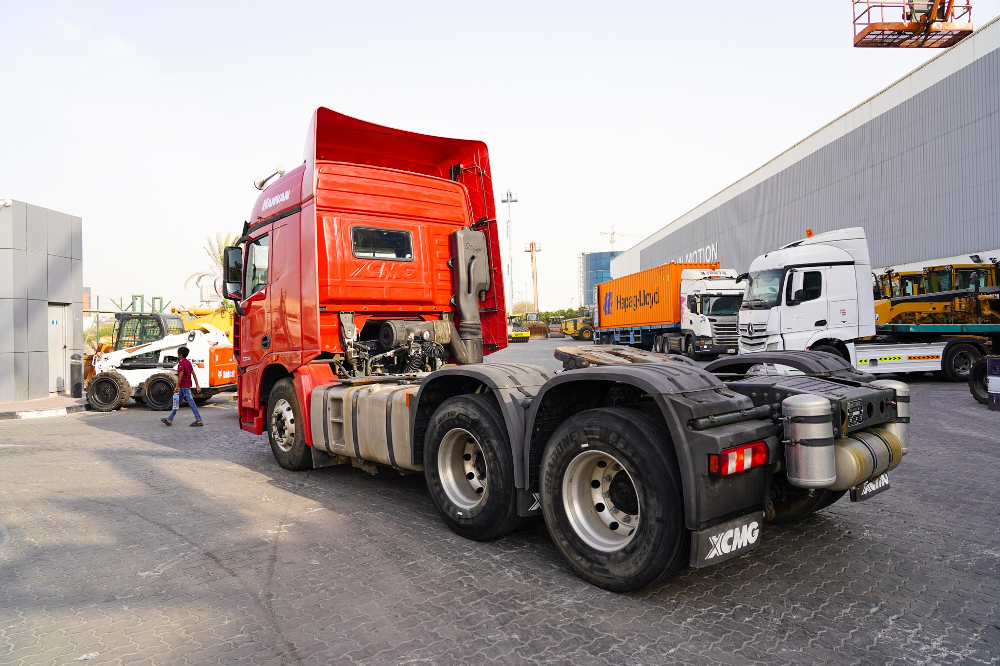 2020 XCMG XGA4250D6WC 6x4 Sleeper Truck Tractor (Unused) - Image 10