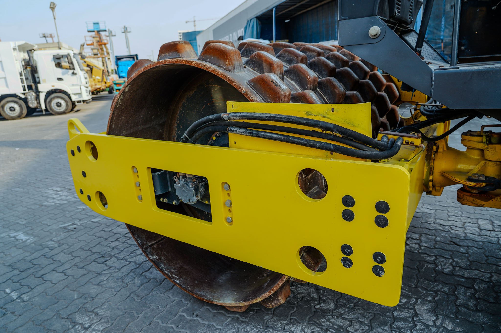 2013 BOMAG BW211 PD-40 Padfoot Drum Compactor - Image 23