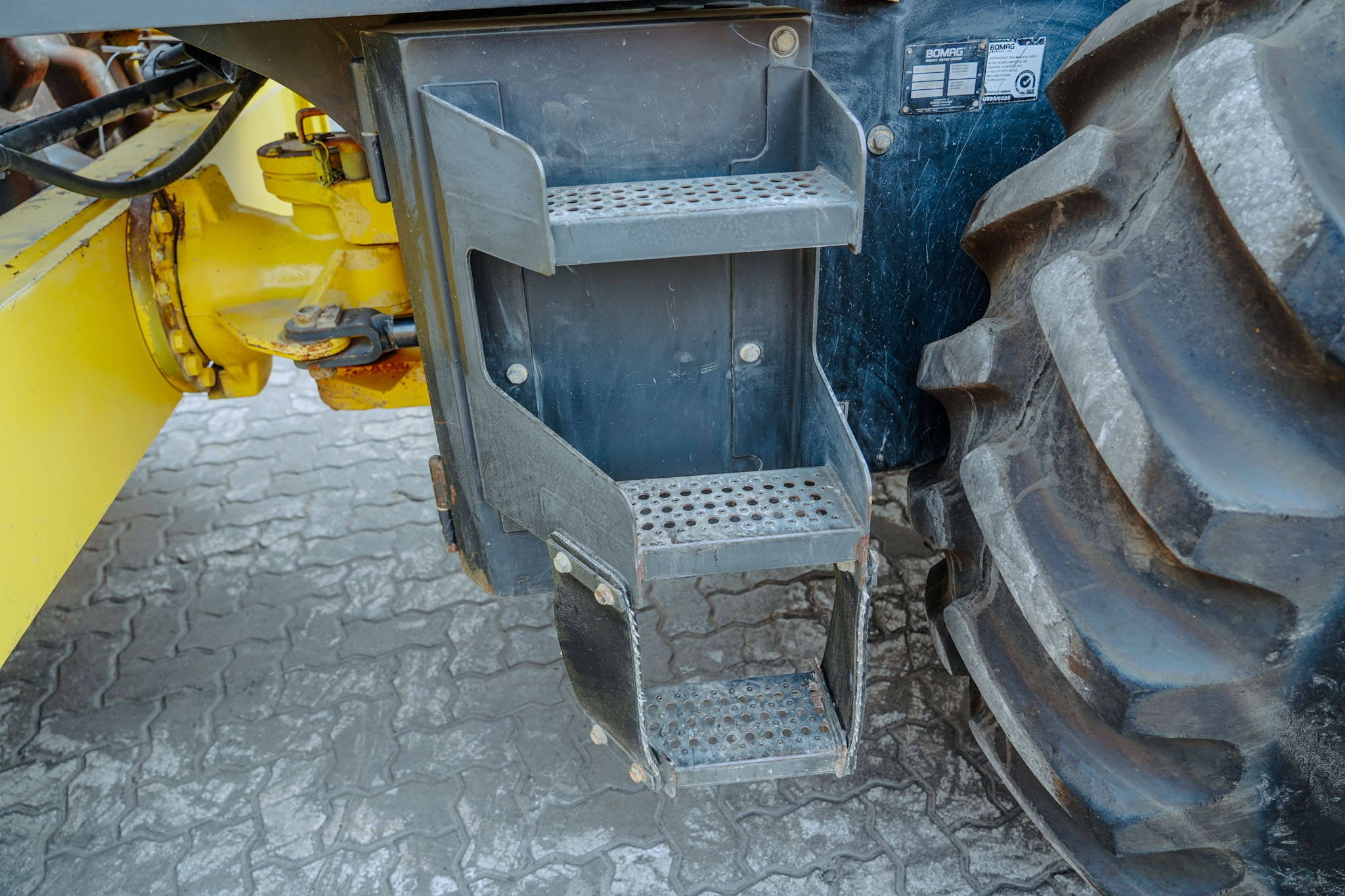2013 BOMAG BW211 PD-40 Padfoot Drum Compactor - Image 21