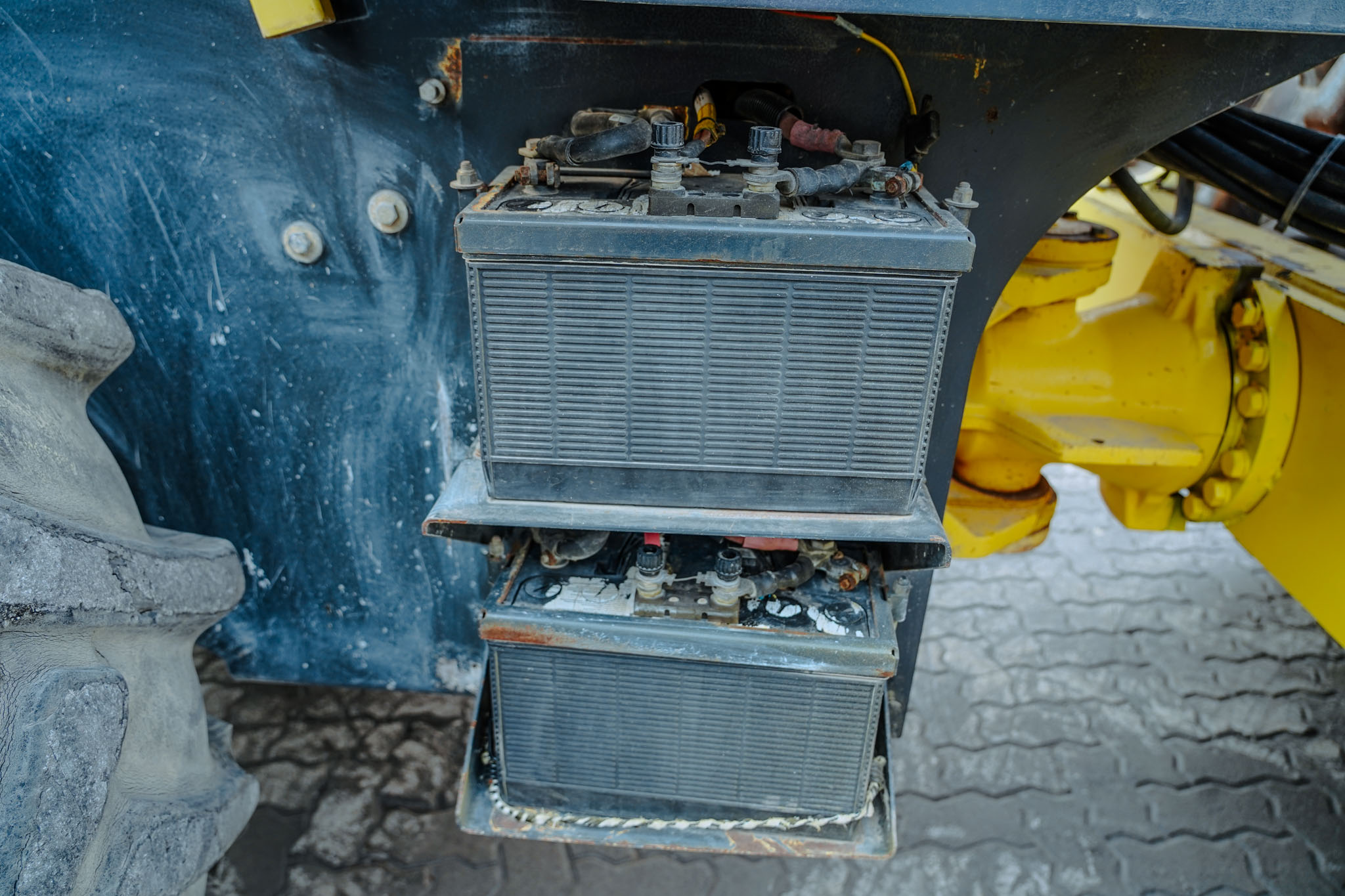 2013 BOMAG BW211 PD-40 Padfoot Drum Compactor - Image 12
