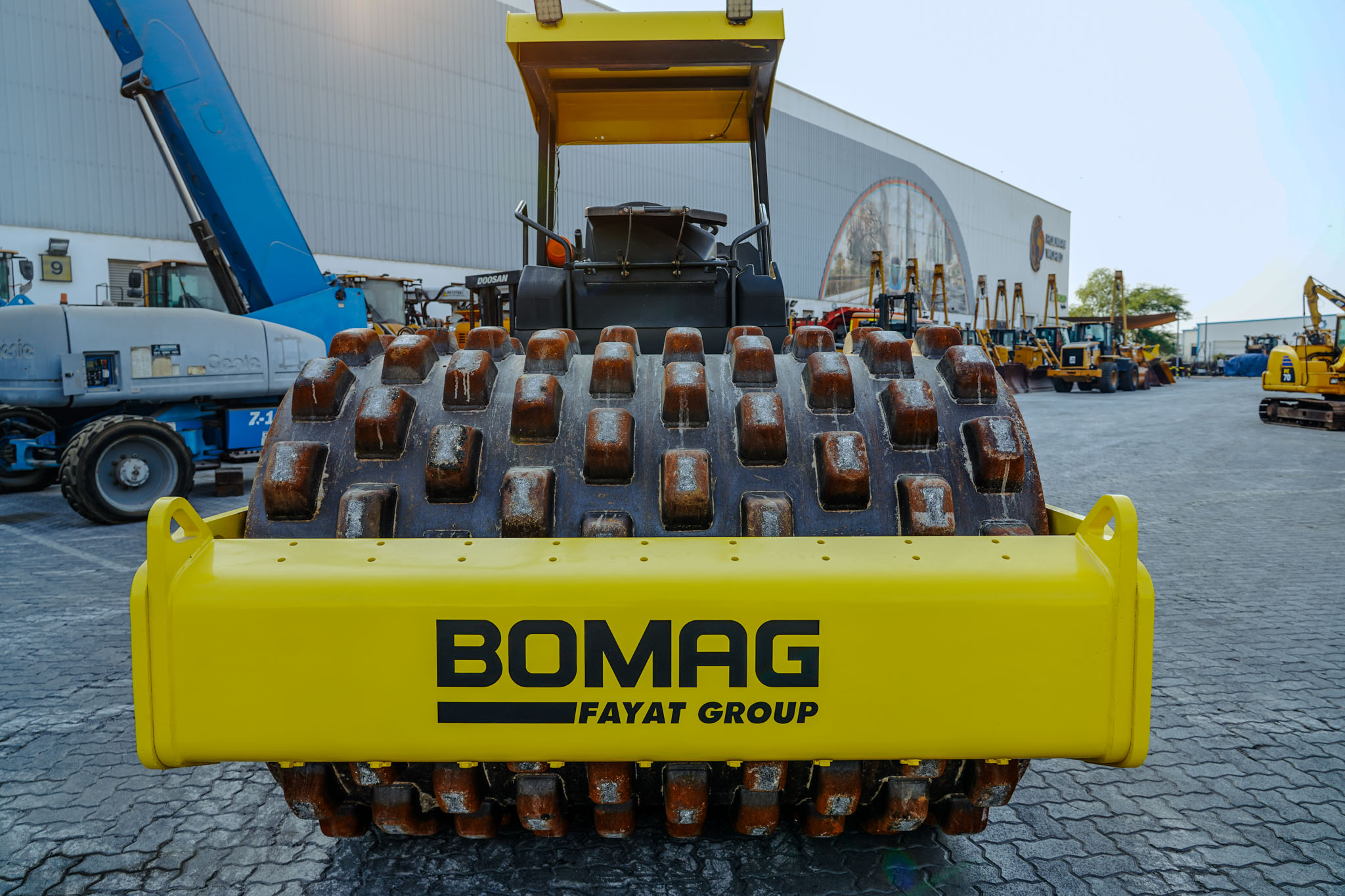 2013 BOMAG BW211 PD-40 Padfoot Drum Compactor - Image 8