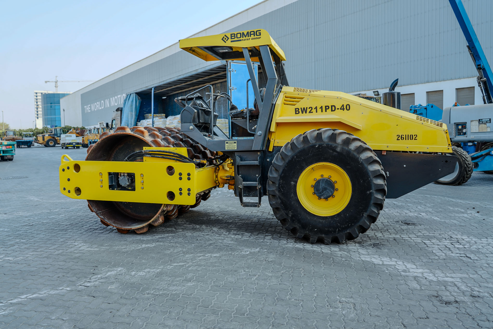 2013 BOMAG BW211 PD-40 Padfoot Drum Compactor - Image 7