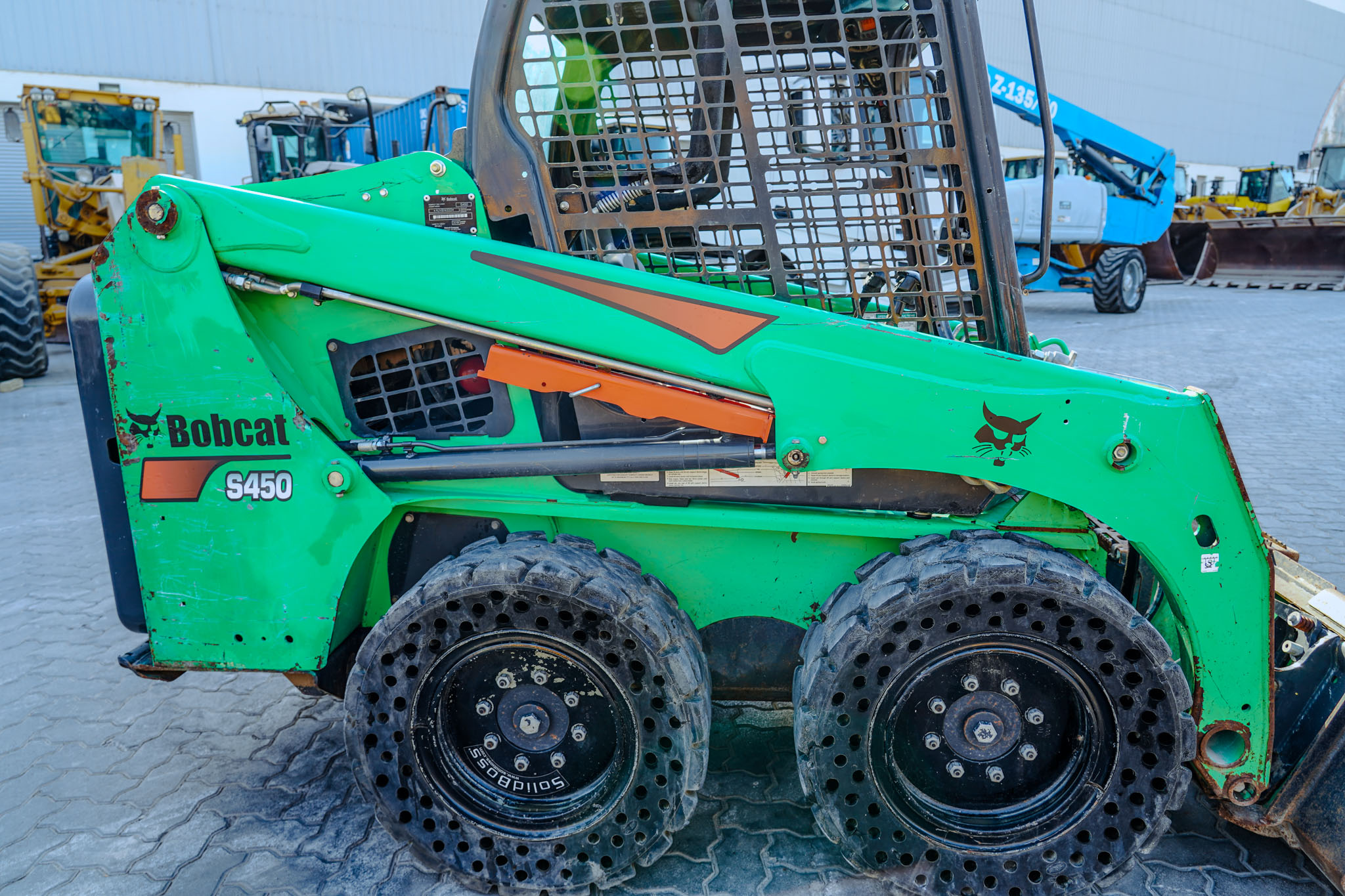 2019 BOBCAT S450 Skid Steer Loader - Image 25