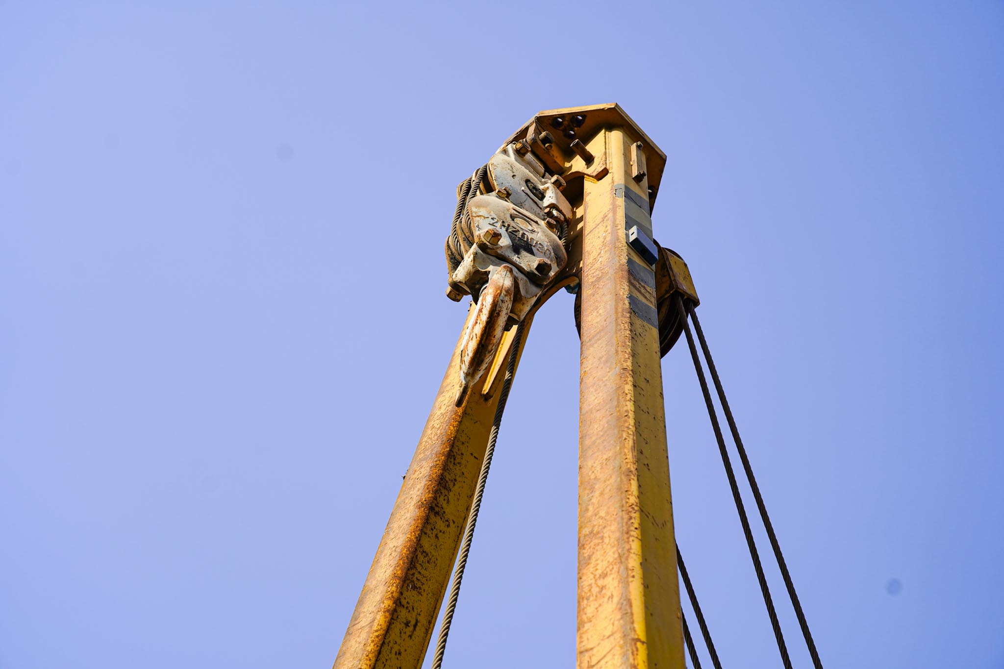 1998 CAT 572R Pipe Layer - Image 23