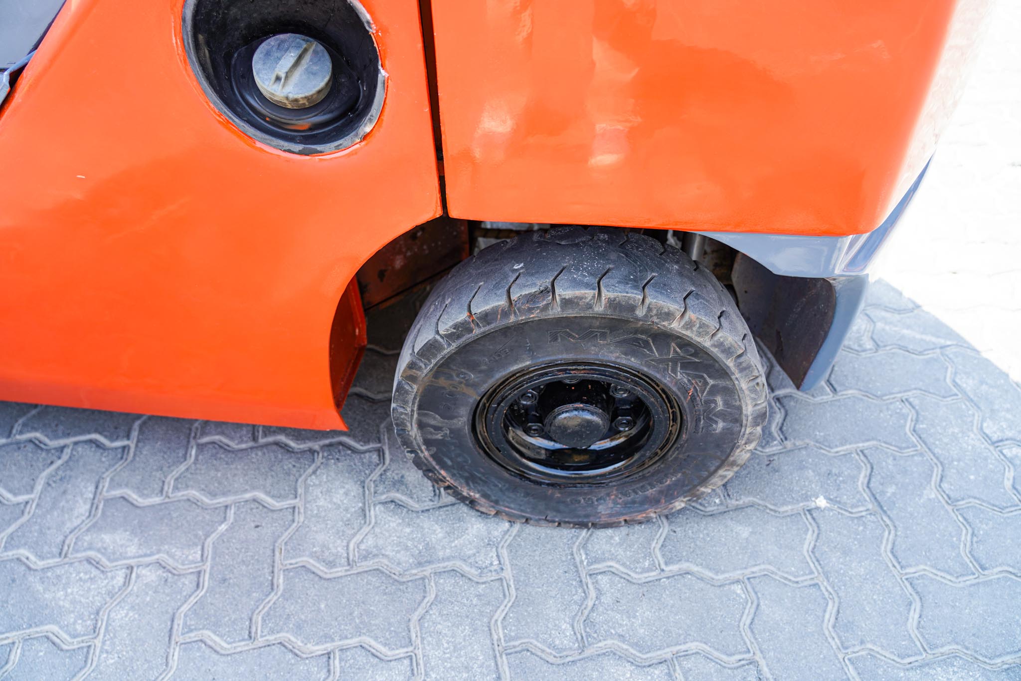 2018 Toyota 8FDU25 4500 lb Pneumatic Tire Forklift - Image 10