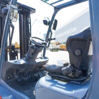 2018 Toyota 8FDU25 4500 lb Pneumatic Tire Forklift - Image 11