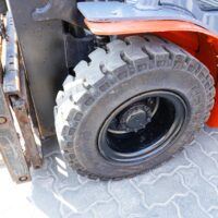 2018 Toyota 8FDU25 4500 lb Pneumatic Tire Forklift - Image 16