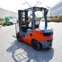 2018 Toyota 8FDU25 4500 lb Pneumatic Tire Forklift - Image 4