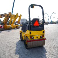 2017 BOMAG BW120SL-5 Tandem Roller - Image 12