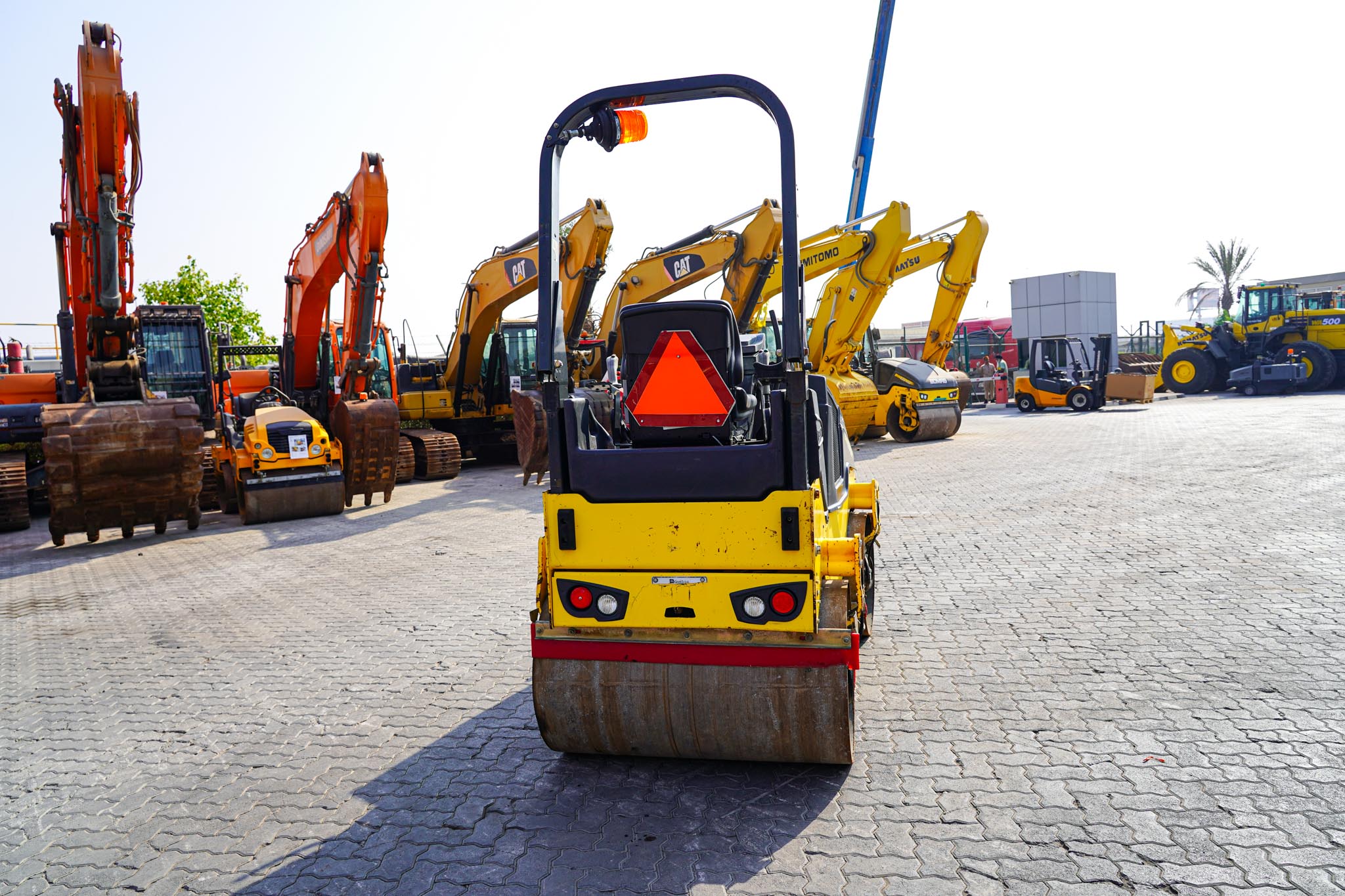 2017 BOMAG BW120SL-5 Tandem Roller - Image 15