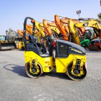 2017 BOMAG BW120SL-5 Tandem Roller - Image 2
