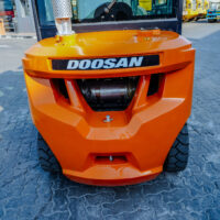 2020 DOOSAN D30S-7 5500 lb Pneumatic Tire Forklift - Image 16
