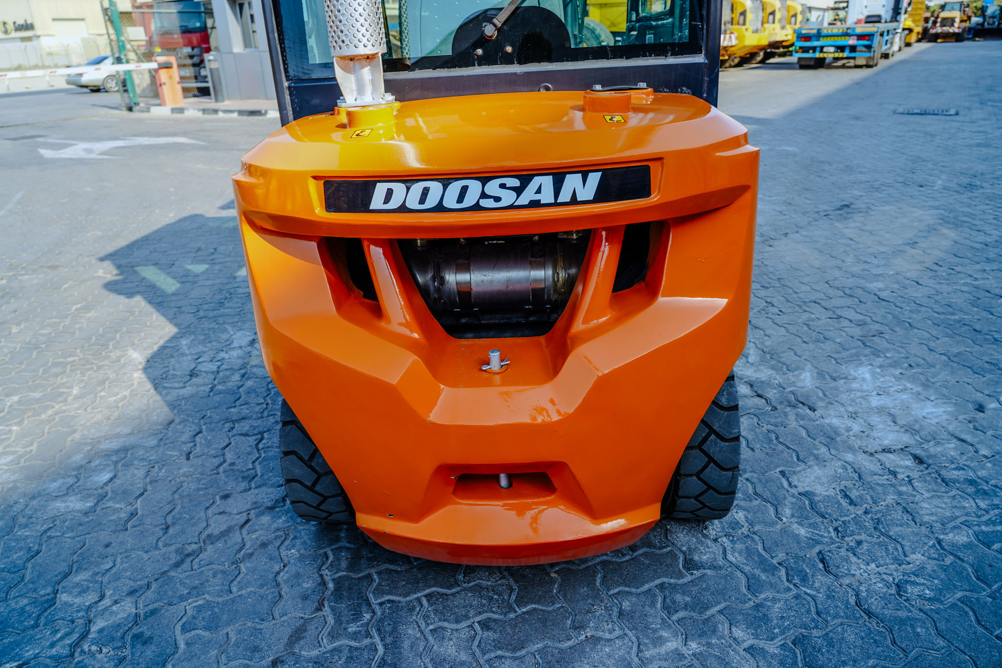 2020 DOOSAN D30S-7 5500 lb Pneumatic Tire Forklift - Image 16