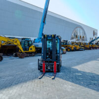 2020 DOOSAN D30S-7 5500 lb Pneumatic Tire Forklift - Image 4