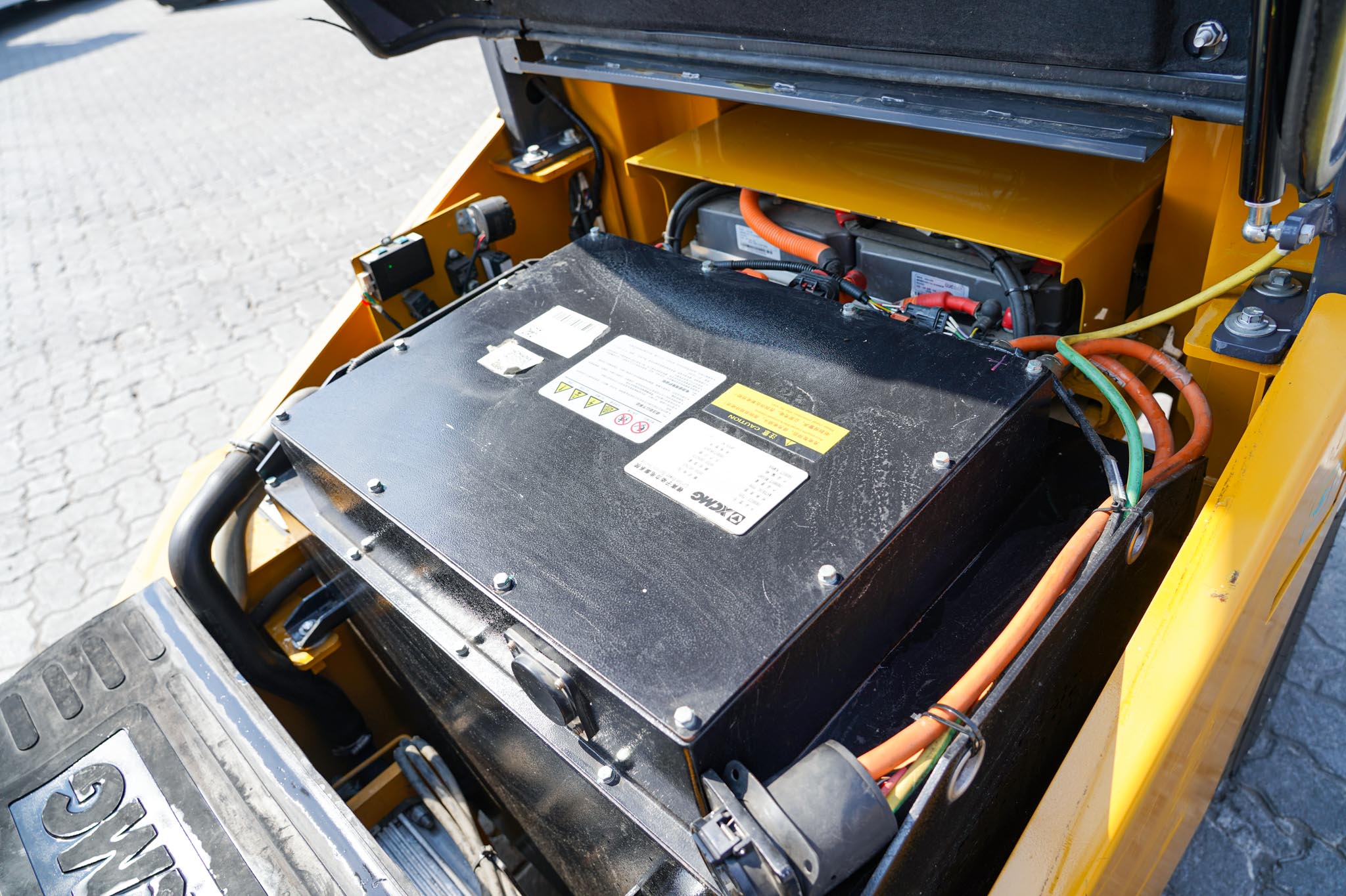 2022 XCMG XCB30 3000 kg Electric Forklift - Image 23