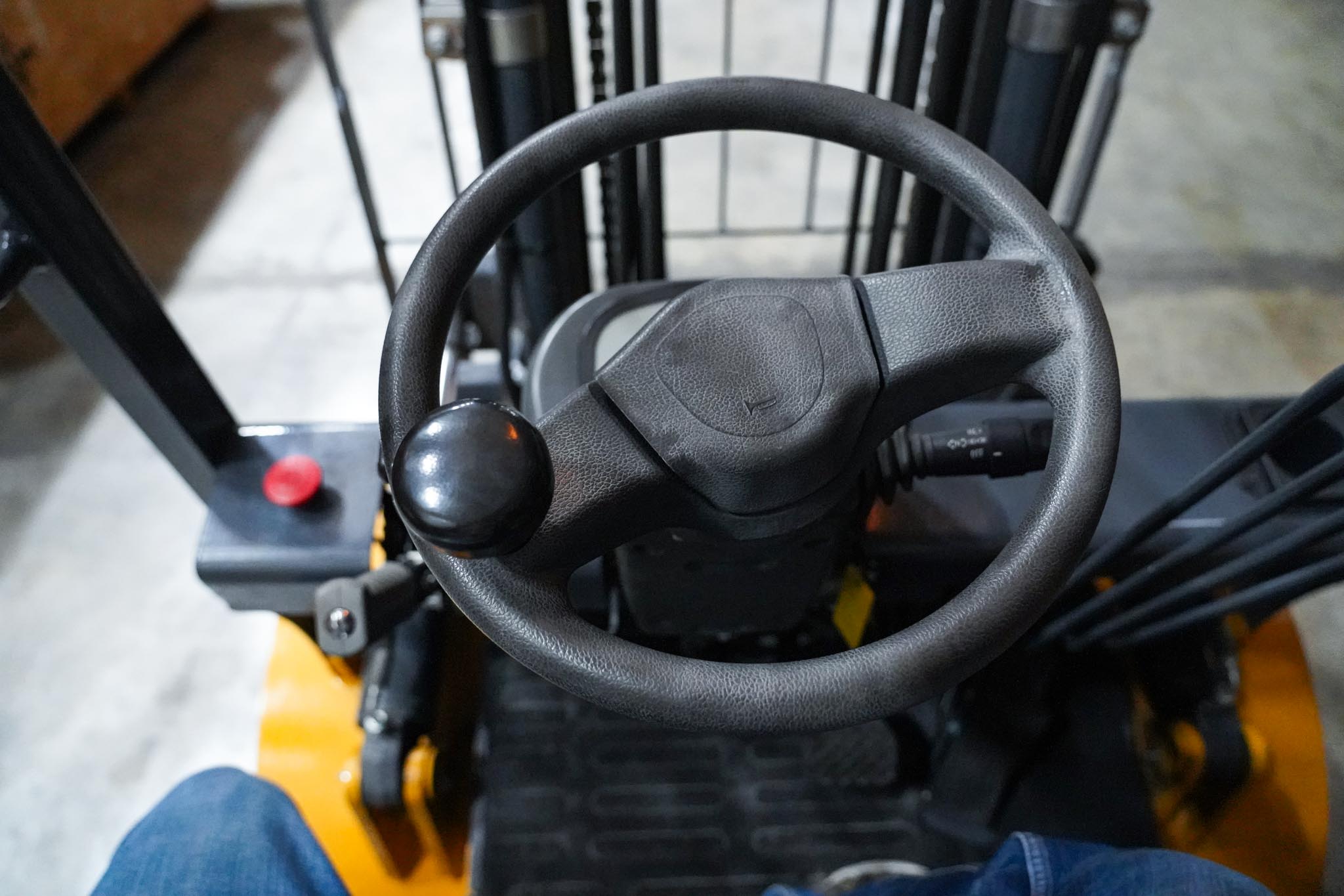 2022 XCMG XCB30 3000 kg Electric Forklift - Image 17