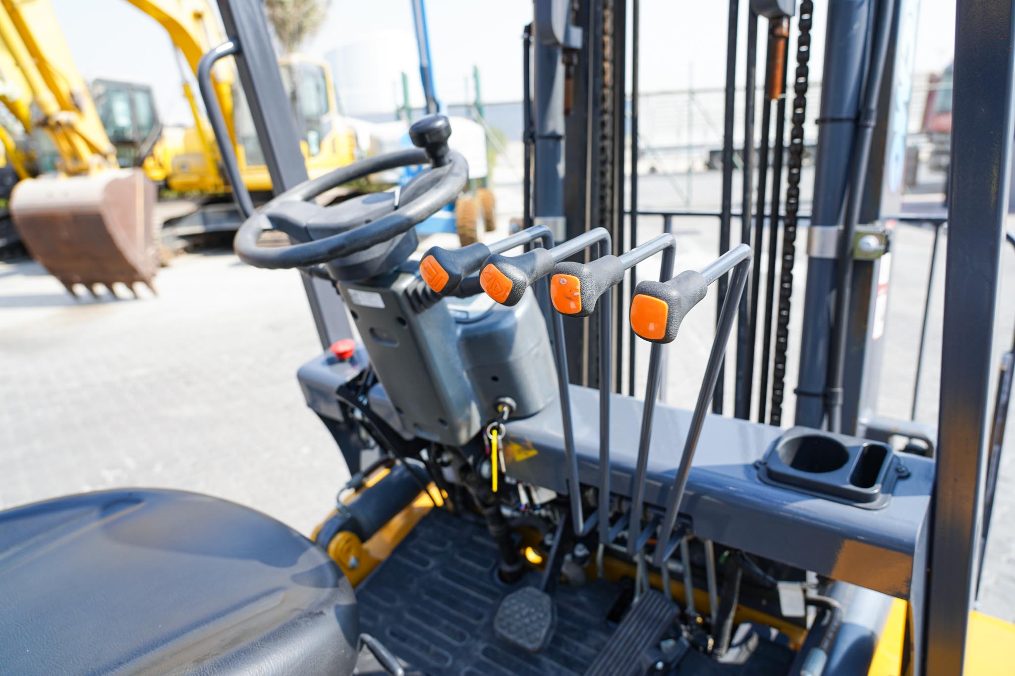 2022 XCMG XCB30 3000 kg Electric Forklift - Image 19