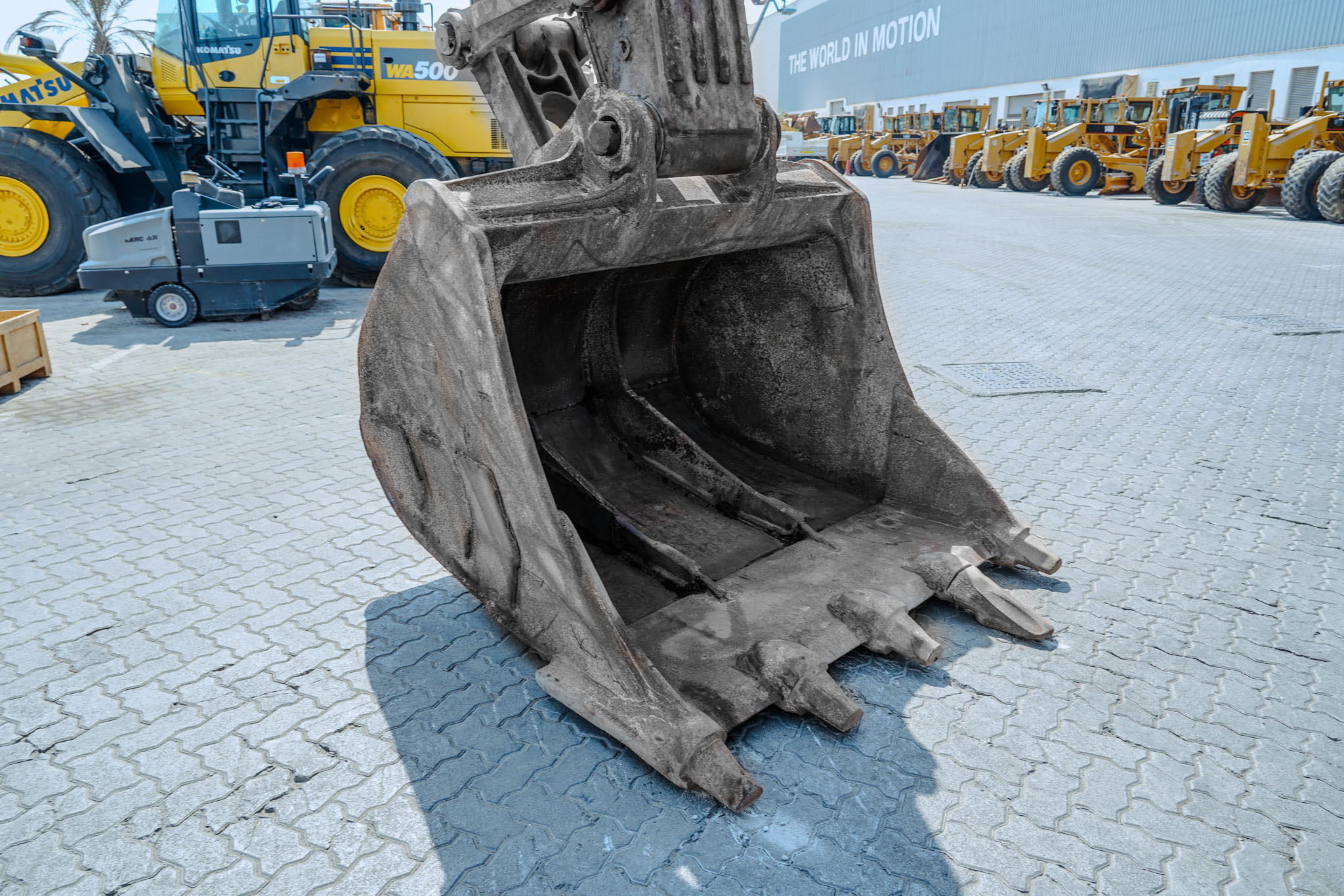 2017 VOLVO EC480DL Tracked Excavator - Image 14