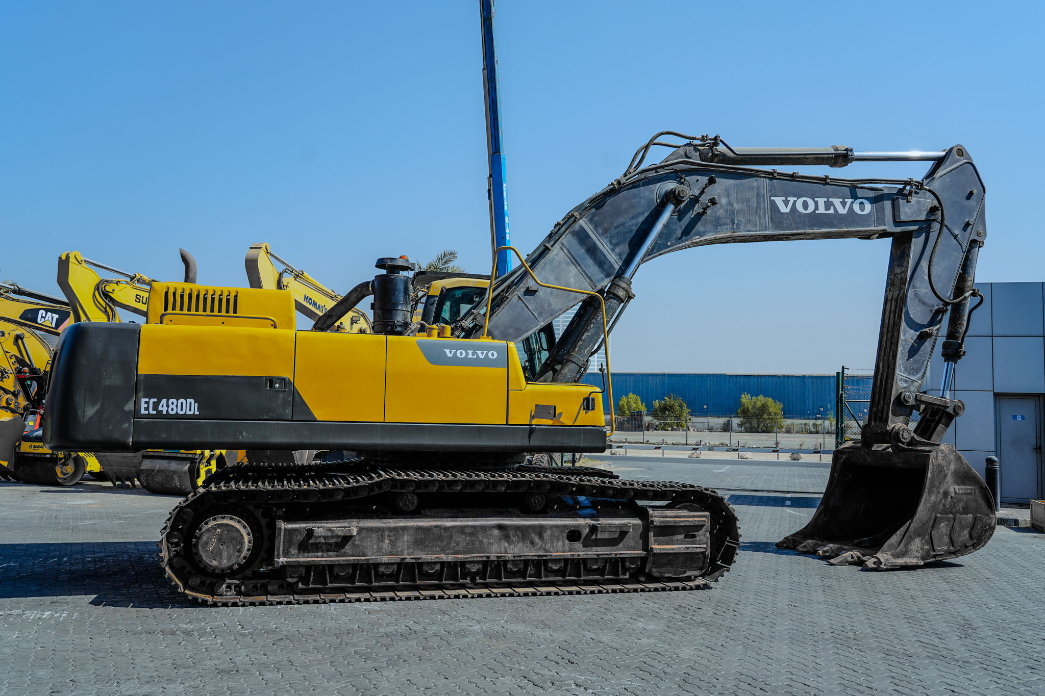 2017 VOLVO EC480DL Tracked Excavator - Image 25