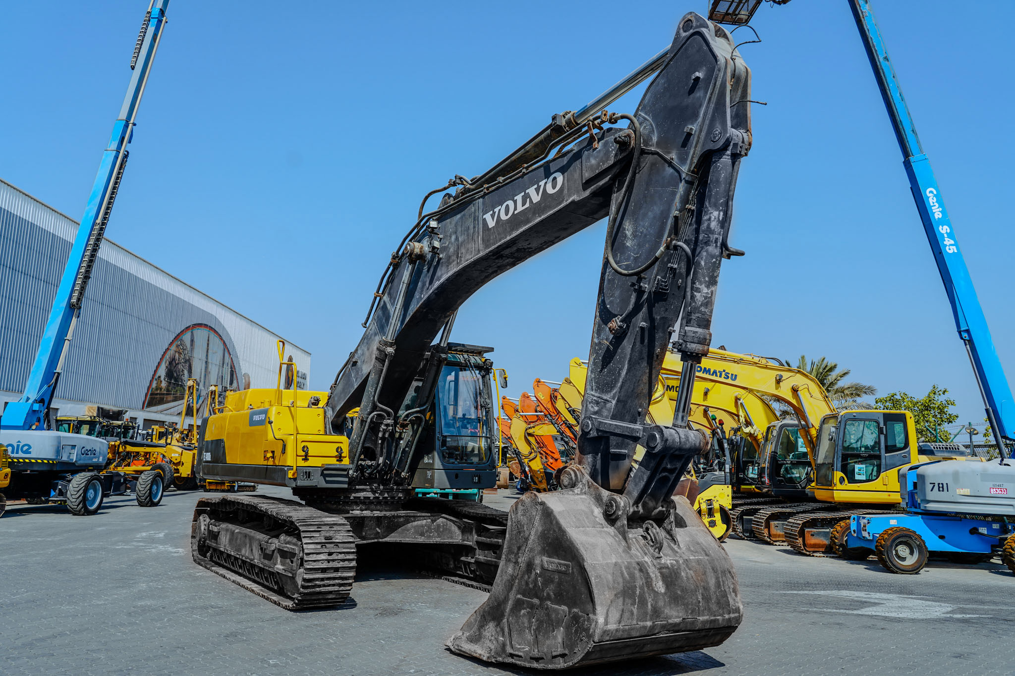 2017 VOLVO EC480DL Tracked Excavator
