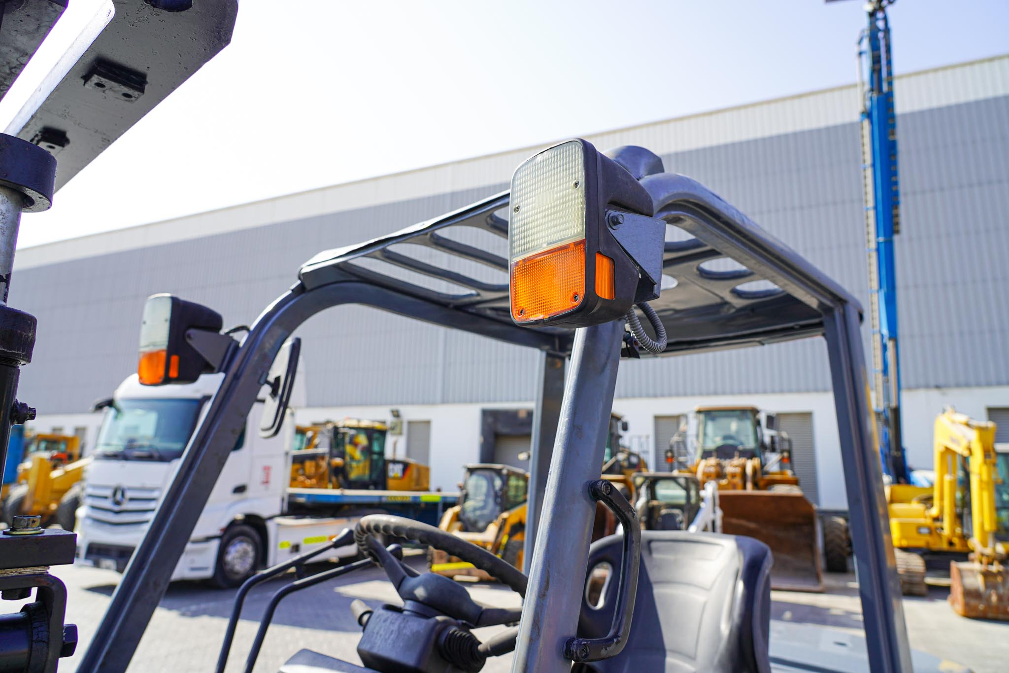 2017 Toyota 7FD50 11023 lb 5 Ton Pneumatic Tire Forklift - Image 15