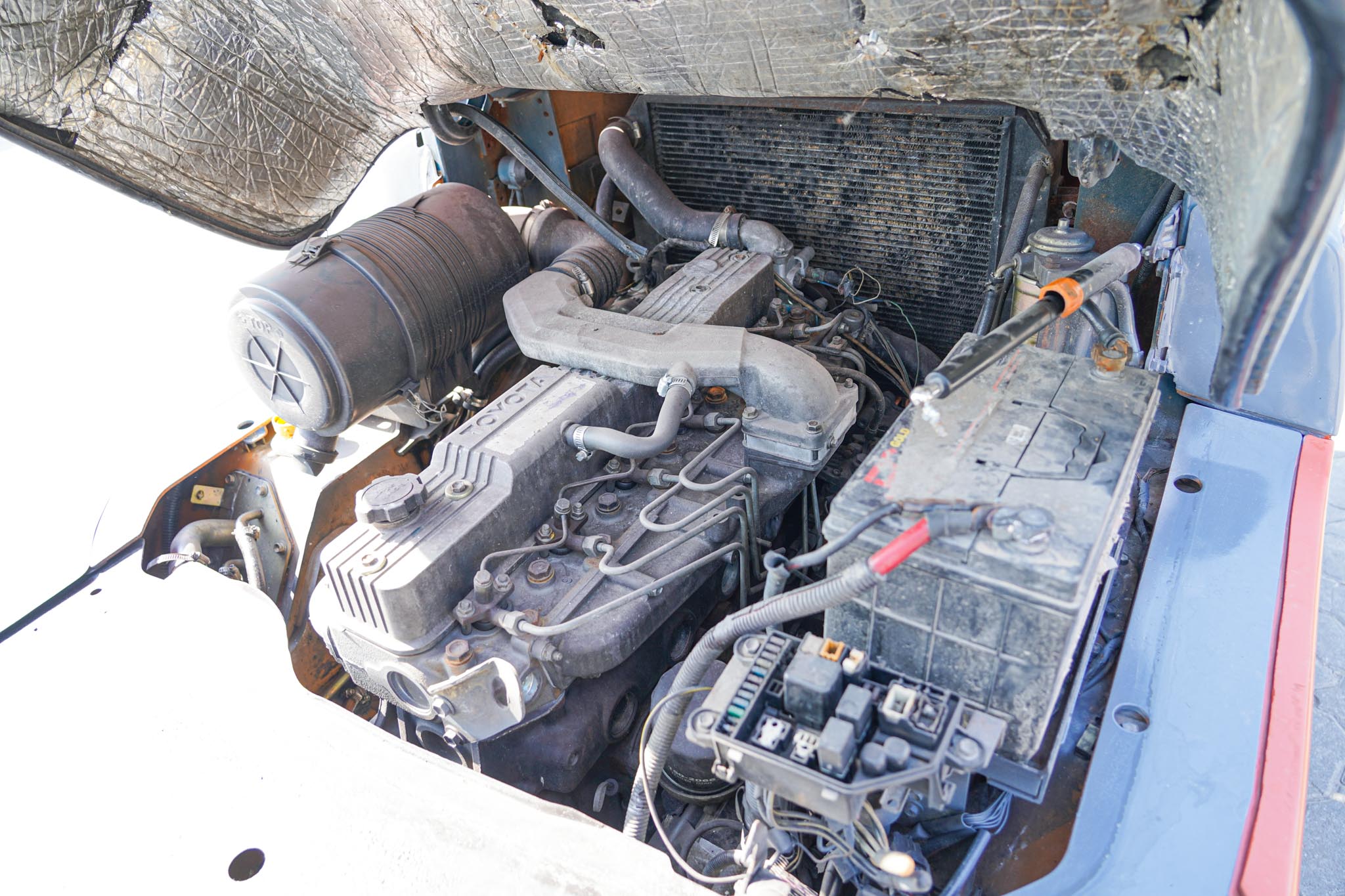 2017 Toyota 7FD50 11023 lb 5 Ton Pneumatic Tire Forklift - Image 32