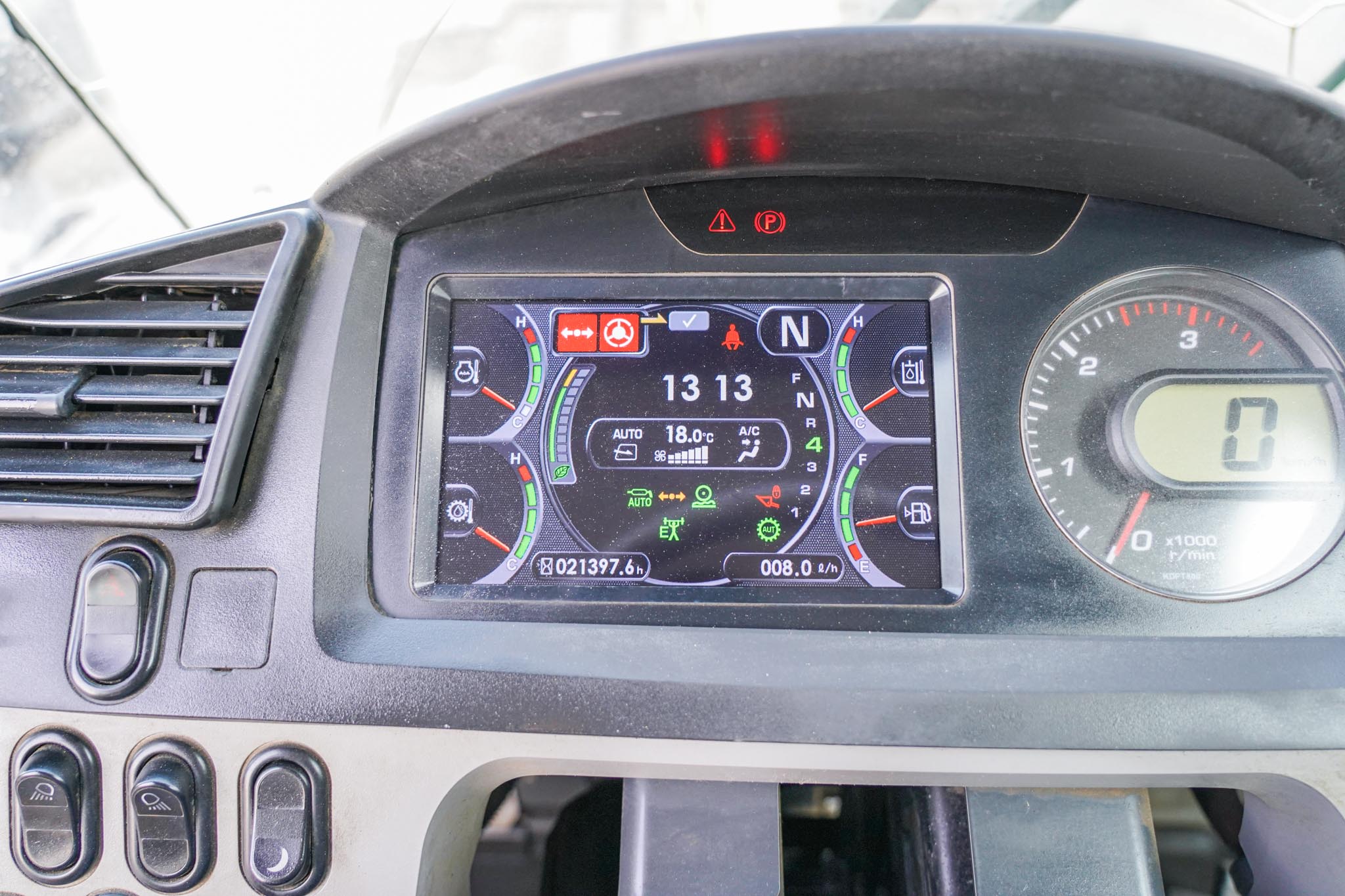 2015 KOMATSU WA500-7 Wheel Loader - Image 32