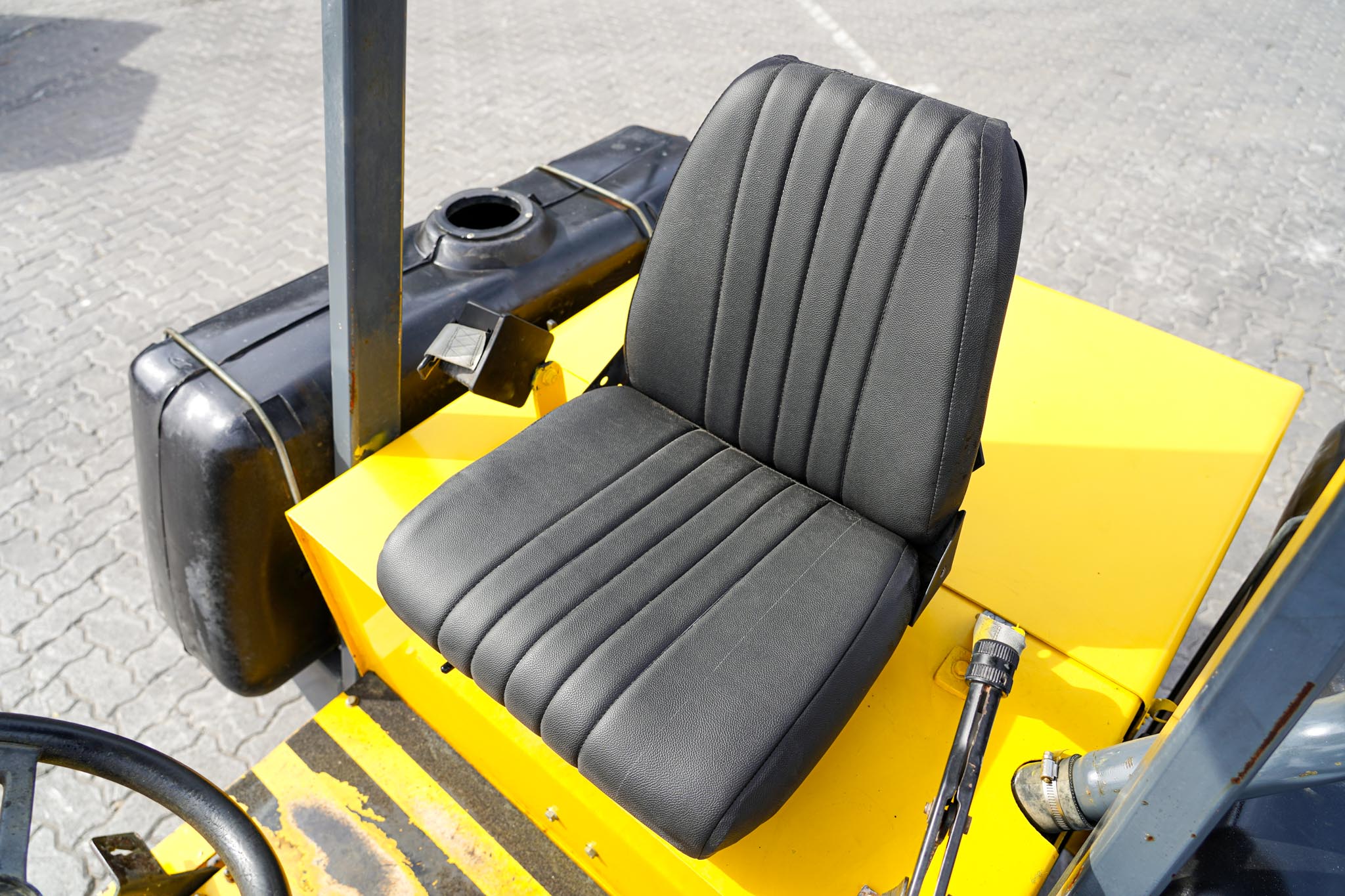 2016 Terramite TSS Self-Propelled Broom - Image 8