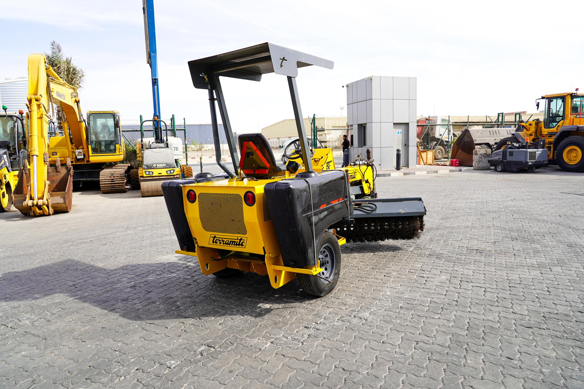 2016 Terramite TSS Self-Propelled Broom - Image 4