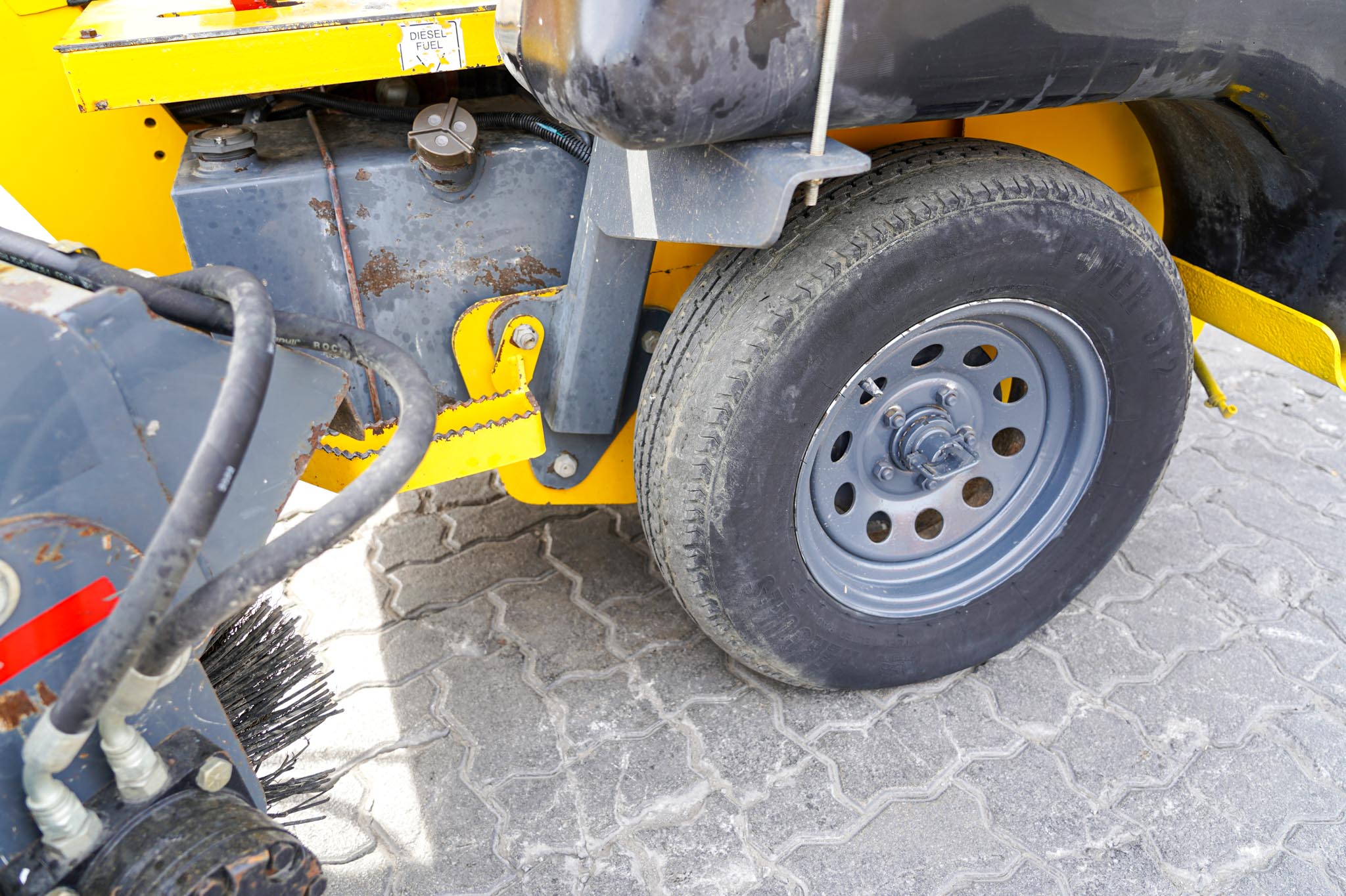 2016 Terramite TSS Self-Propelled Broom - Image 16