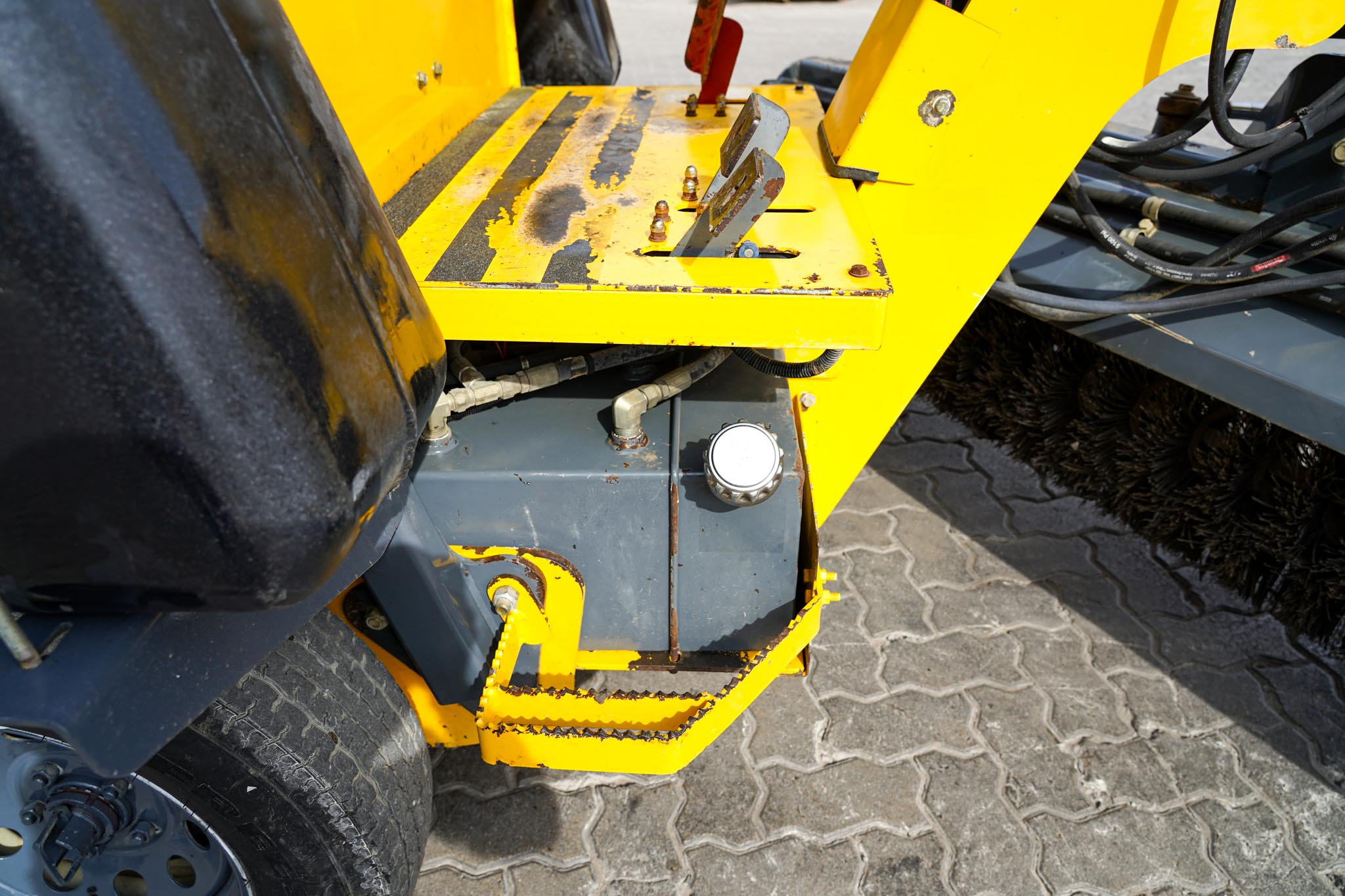 2016 Terramite TSS Self-Propelled Broom - Image 19