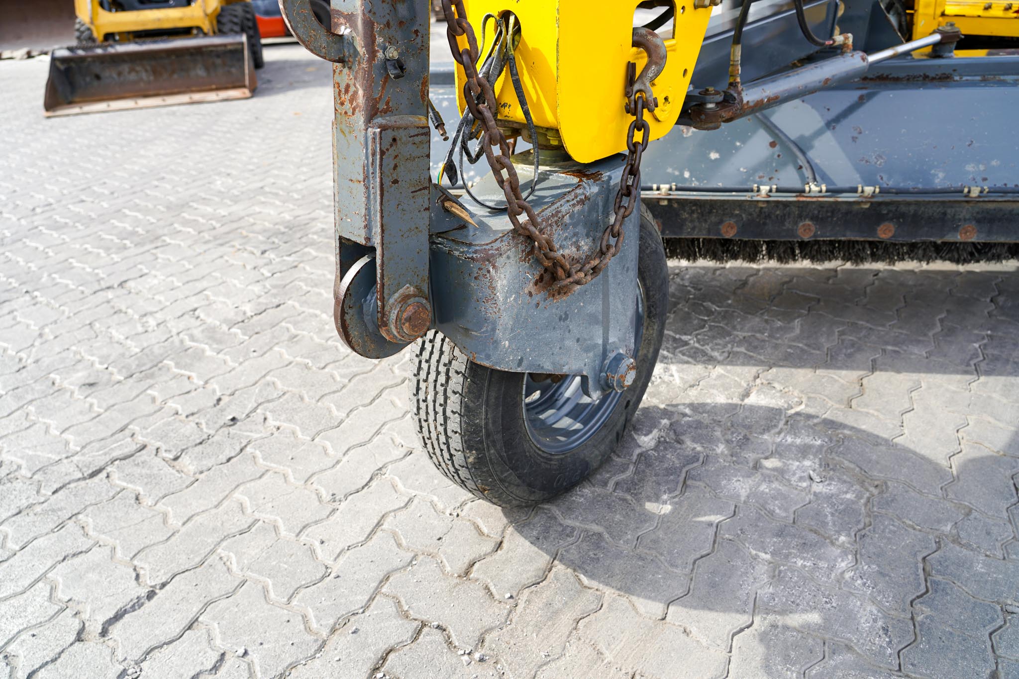 2016 Terramite TSS Self-Propelled Broom - Image 13