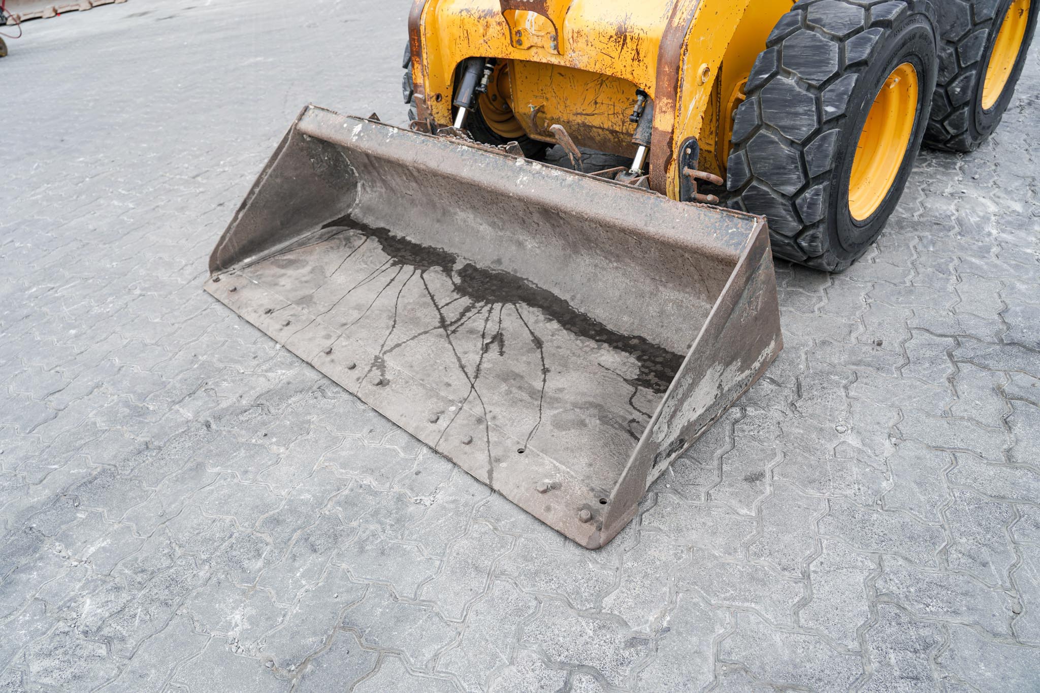 2012 CAT 236B3 Two-Speed Skid Steer Loader - Image 8