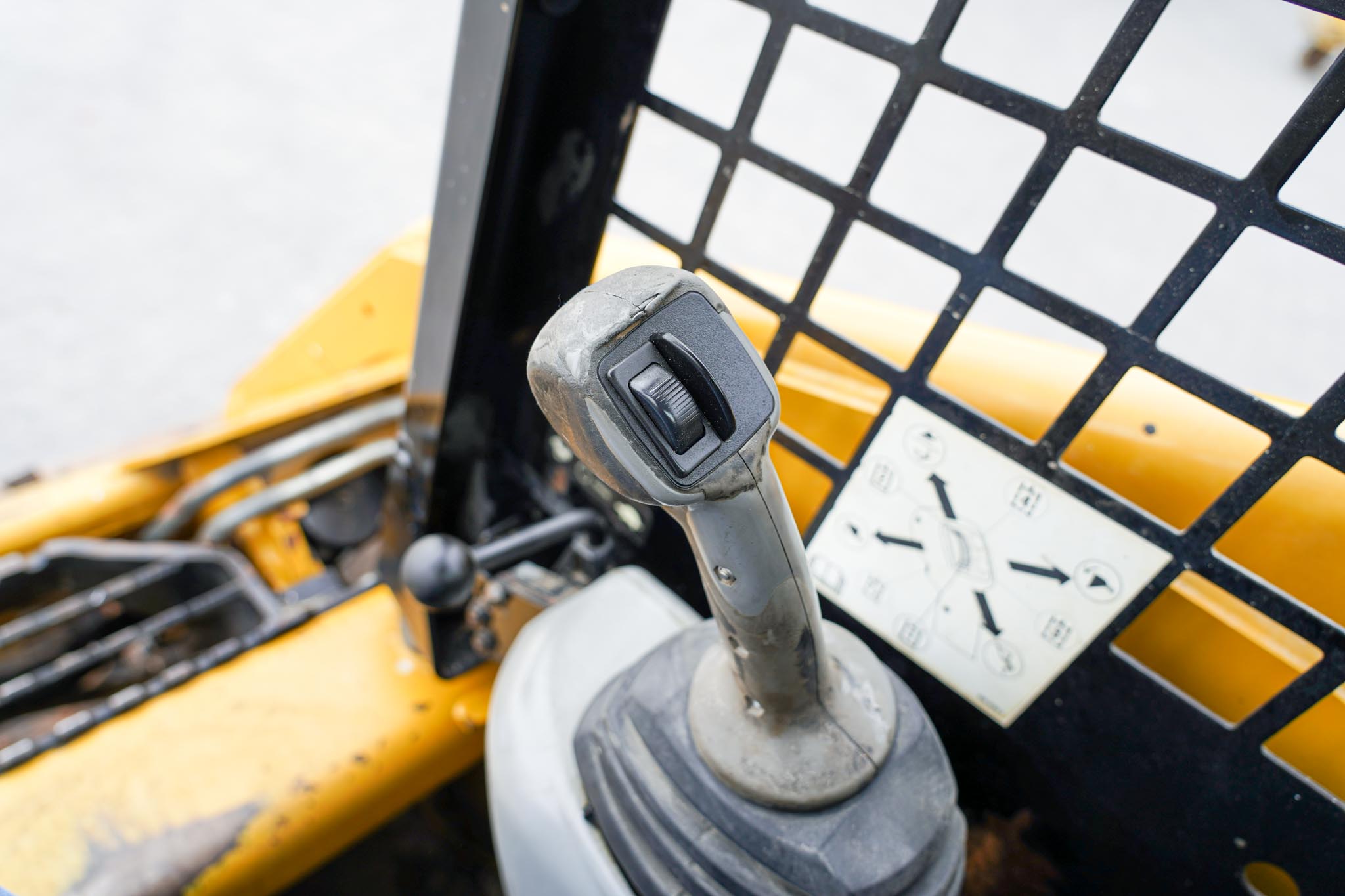 2012 CAT 236B3 Two-Speed Skid Steer Loader - Image 21