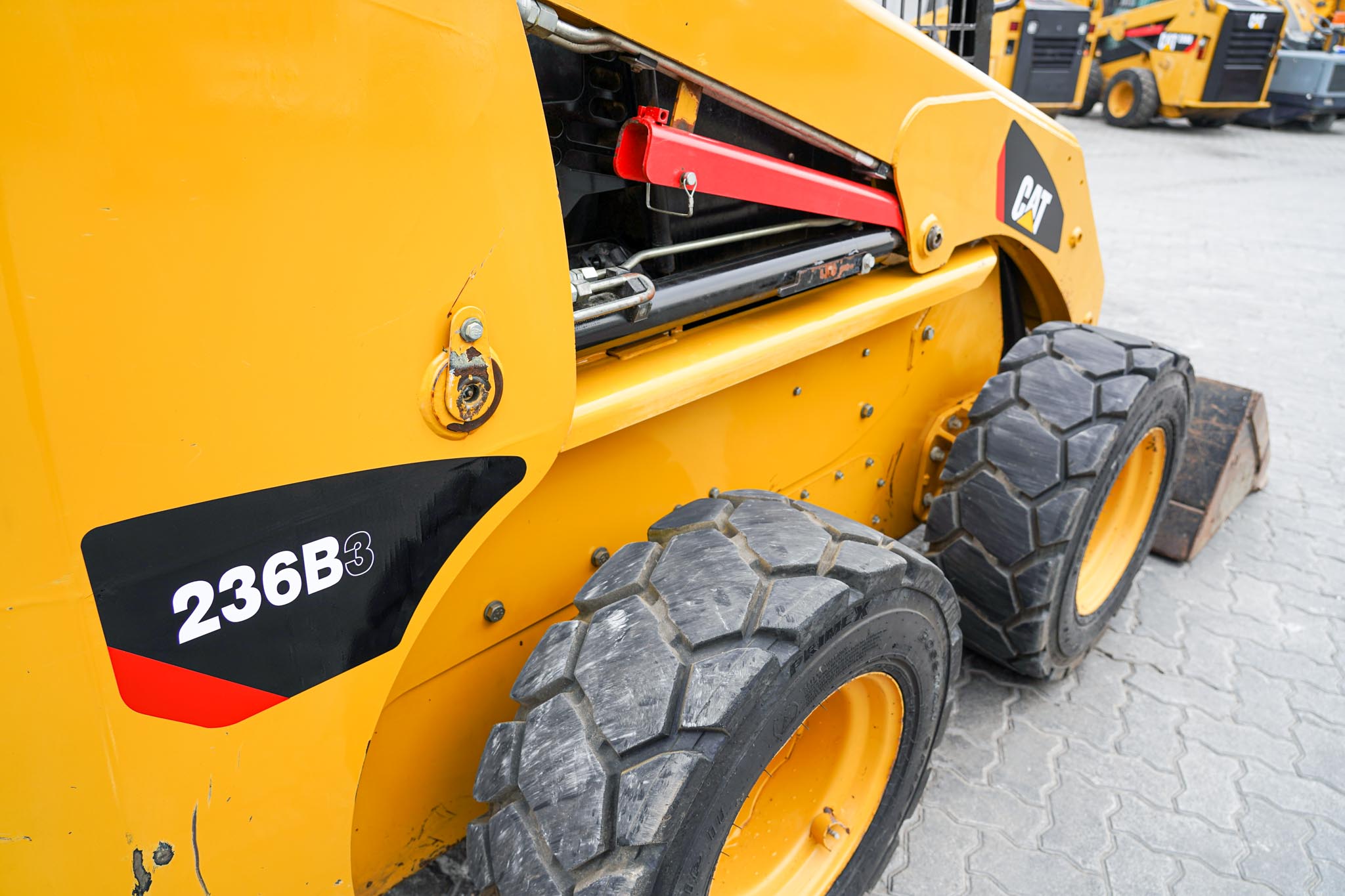 2012 CAT 236B3 Two-Speed Skid Steer Loader - Image 12