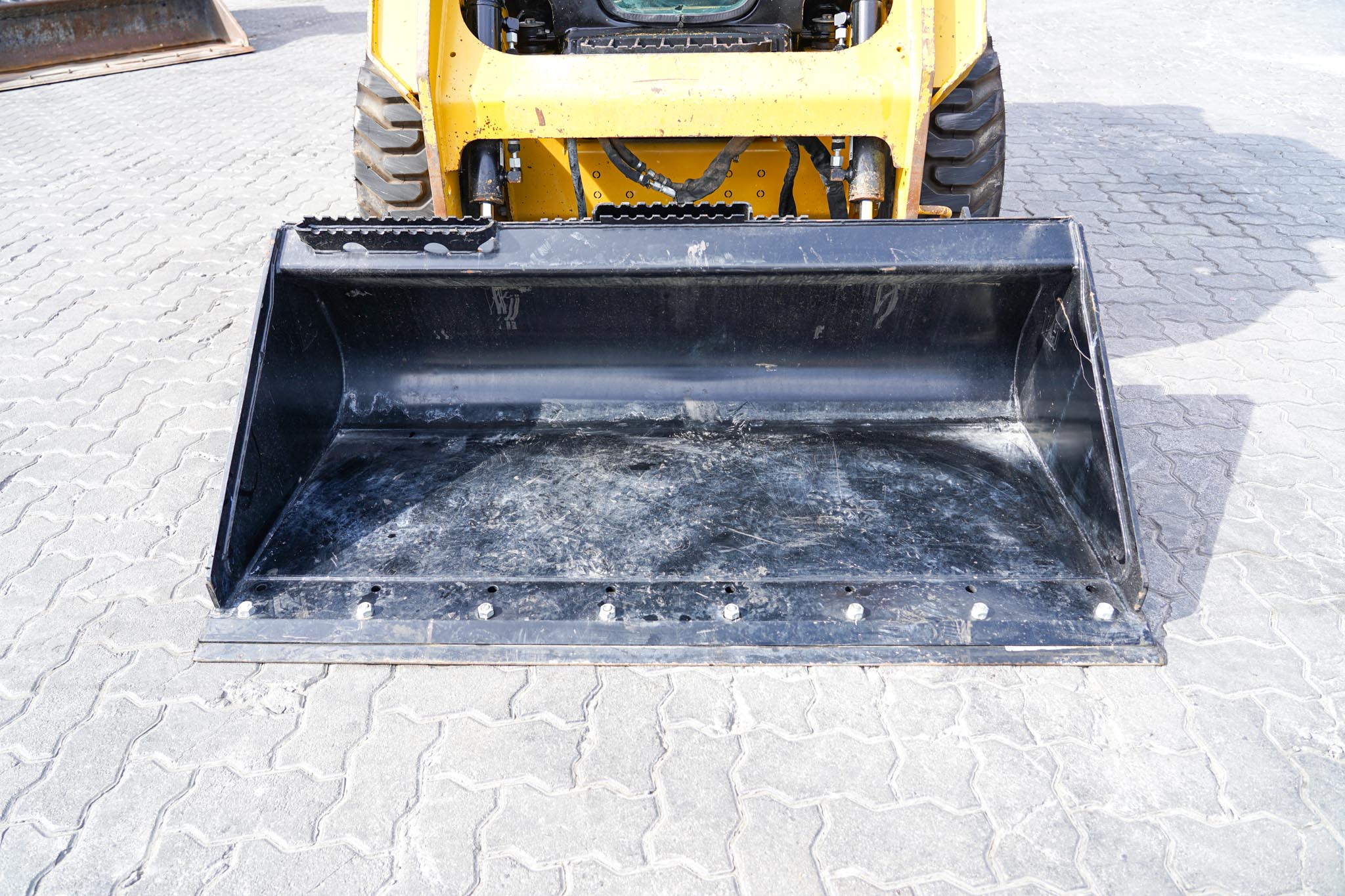 2021 CAT 226D3 Skid Steer Loader - Image 8