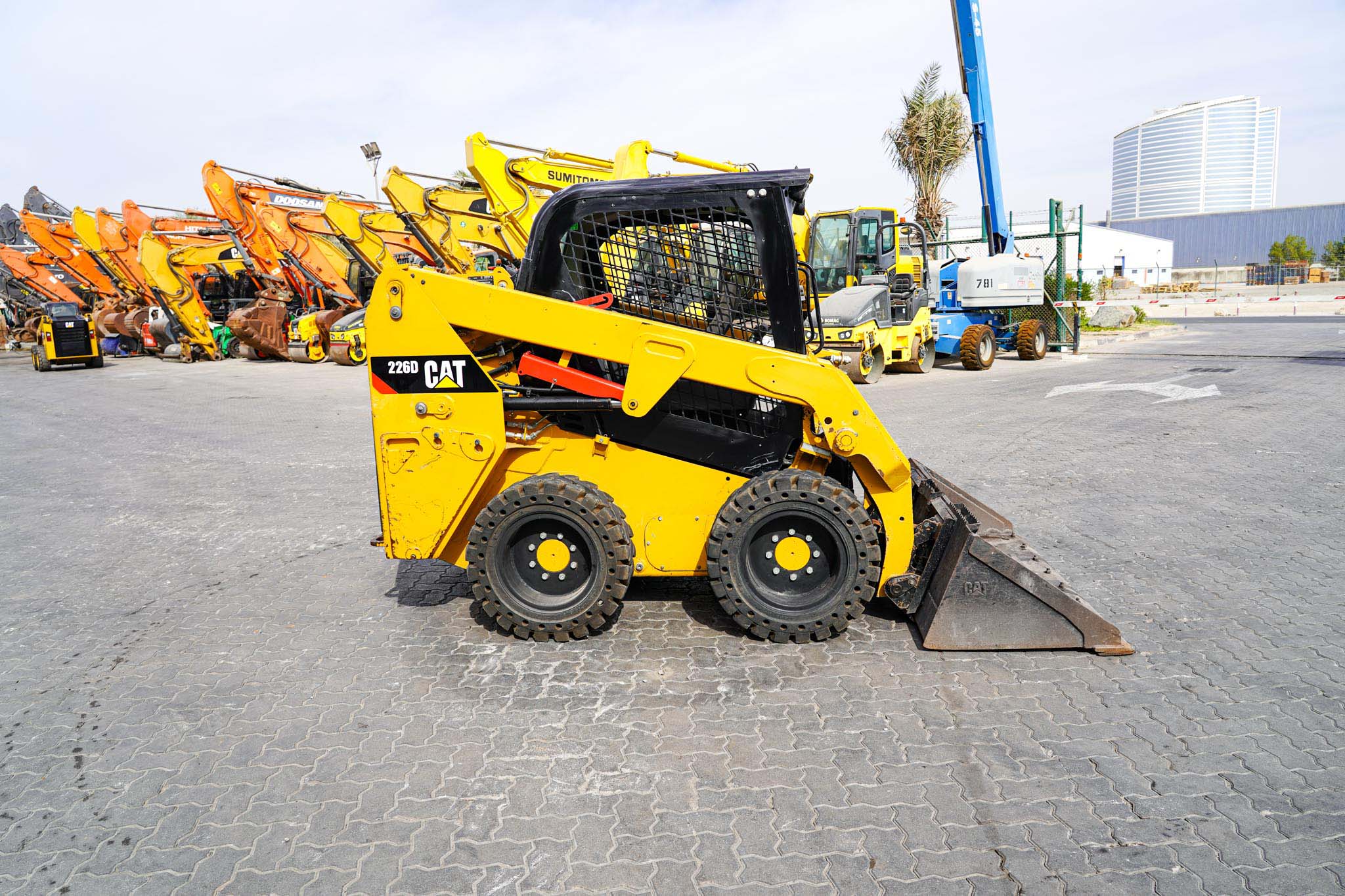 2019 CAT 226D Skid Steer Loader - Image 5