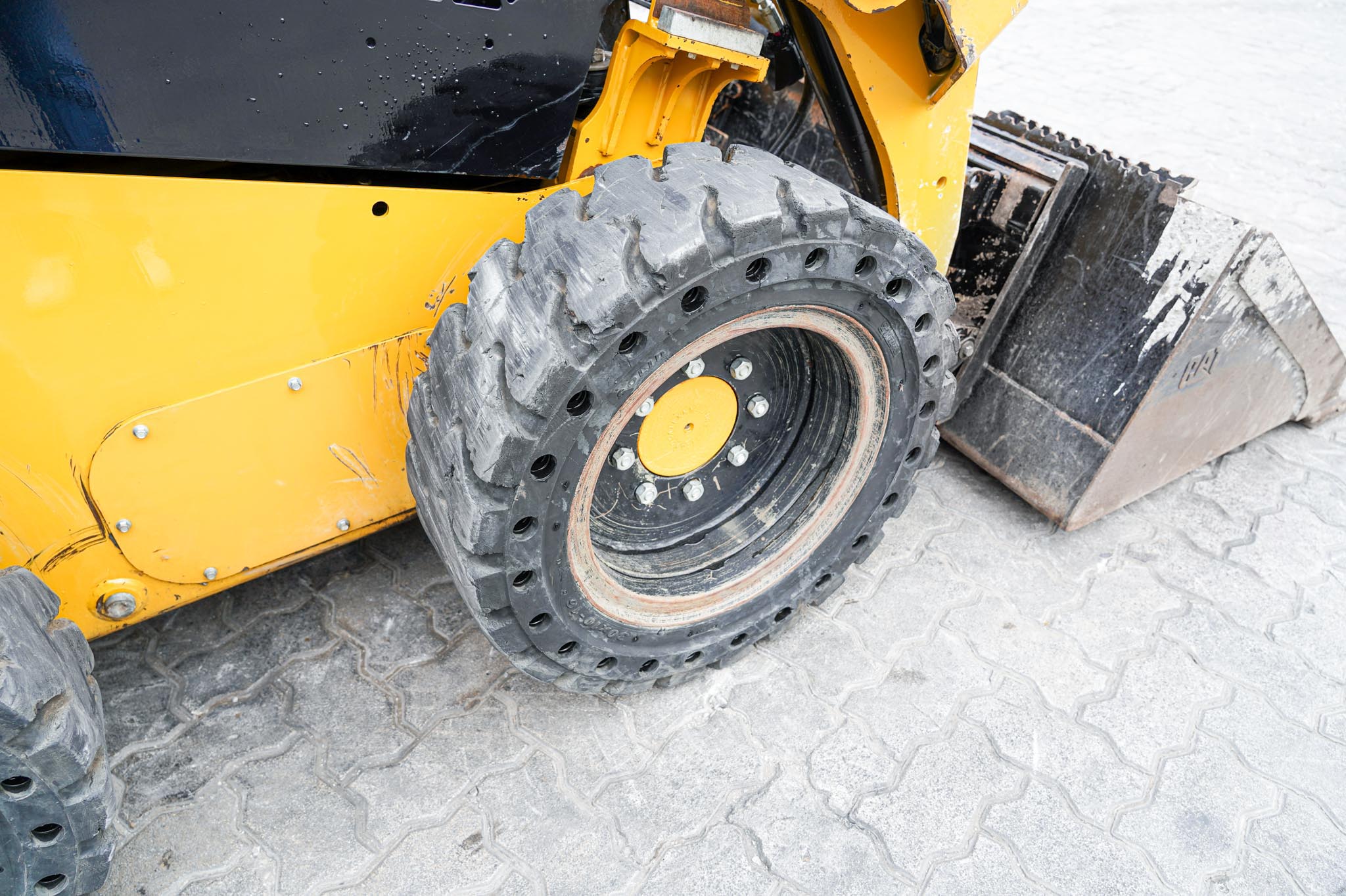2019 CAT 226D Skid Steer Loader - Image 10