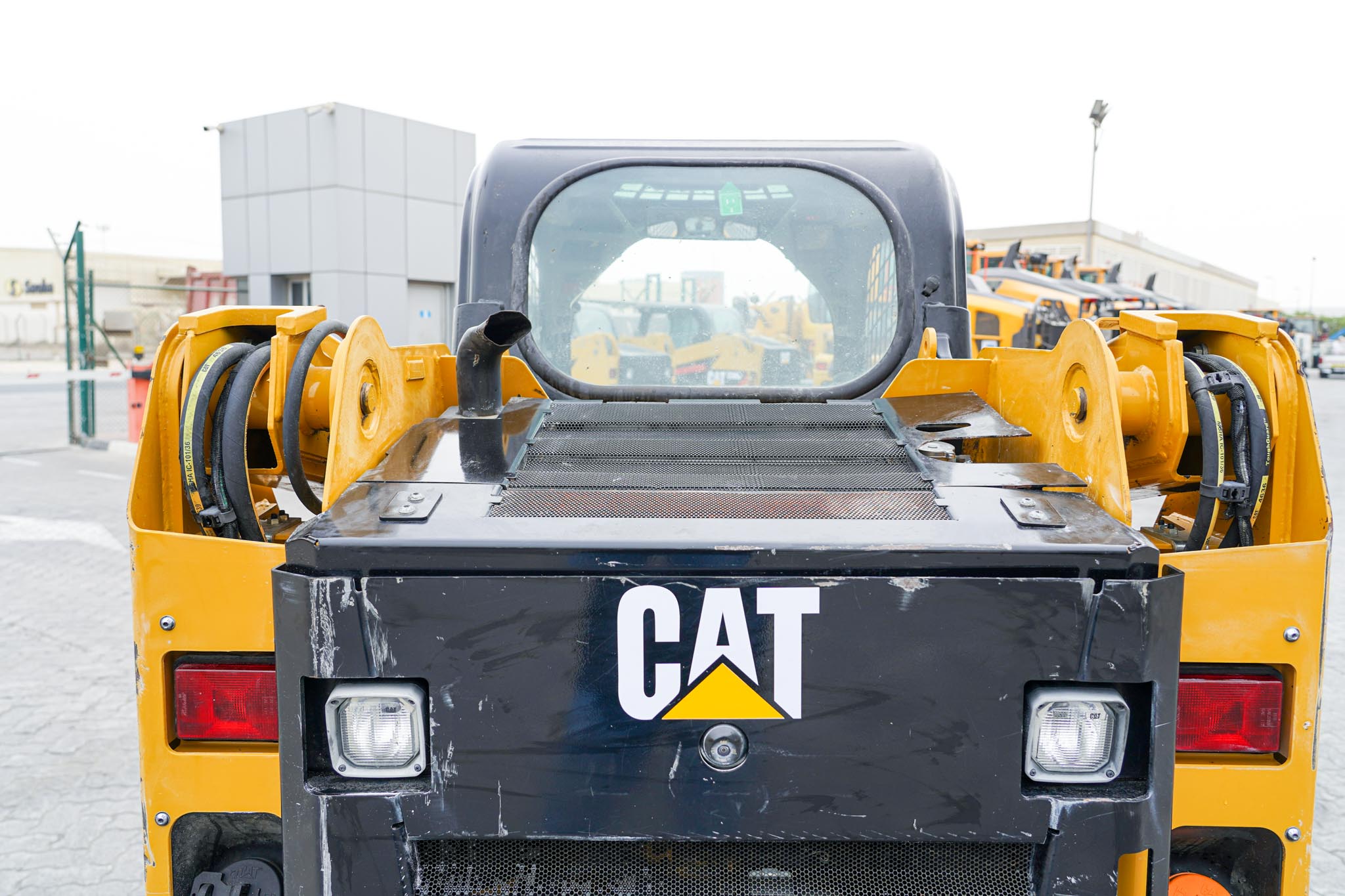 2019 CAT 226D Skid Steer Loader - Image 17