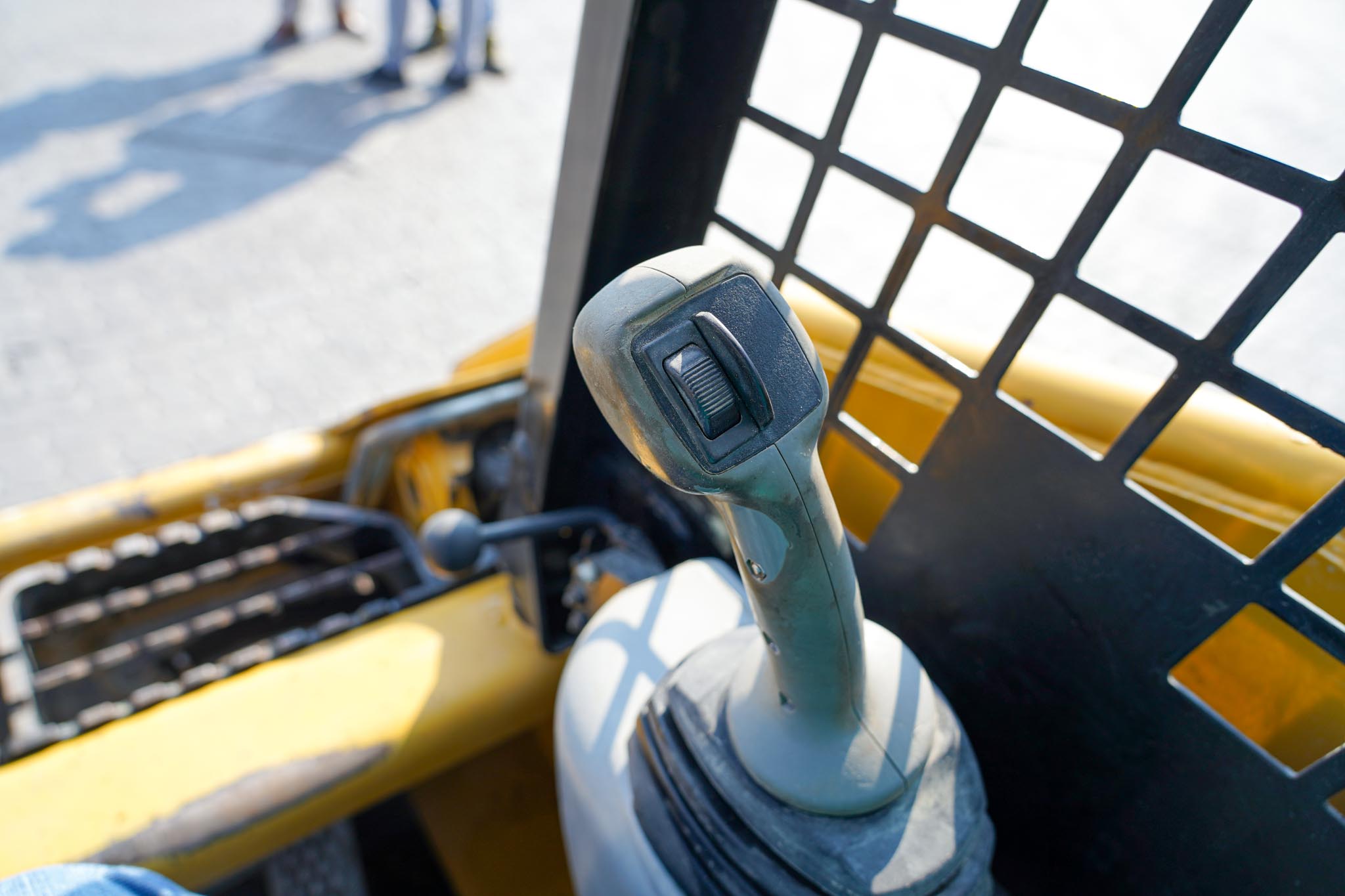 2015 CAT 226B3 Skid Steer Loader - Image 19