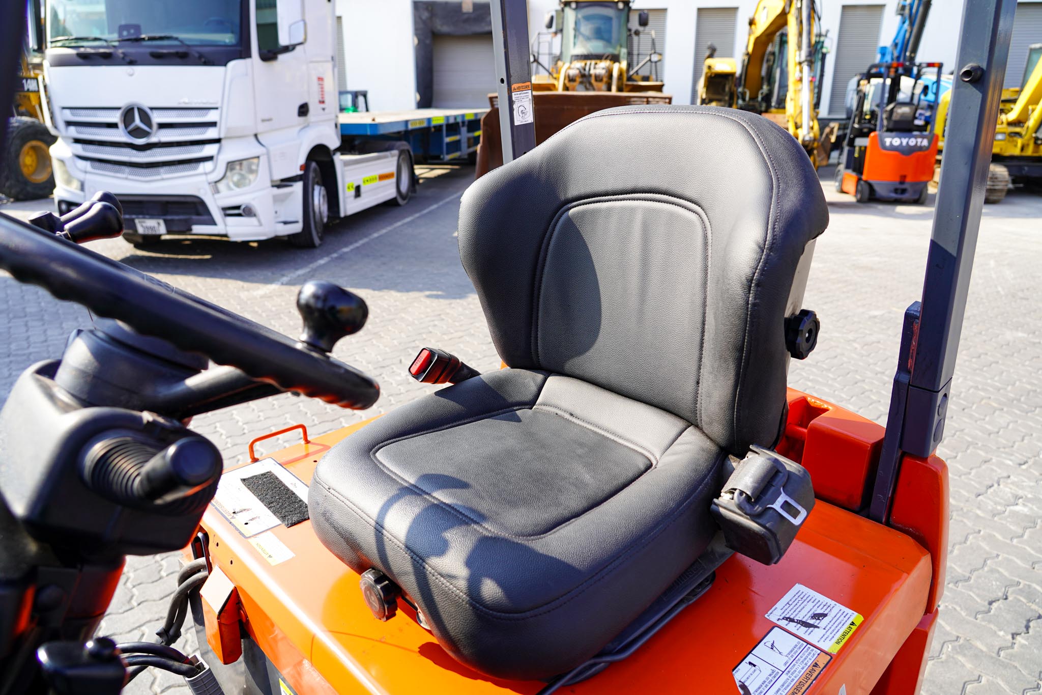 2014 Toyota 7FBCU18 1.3 Ton 2900 lb Electric Forklift - Image 23