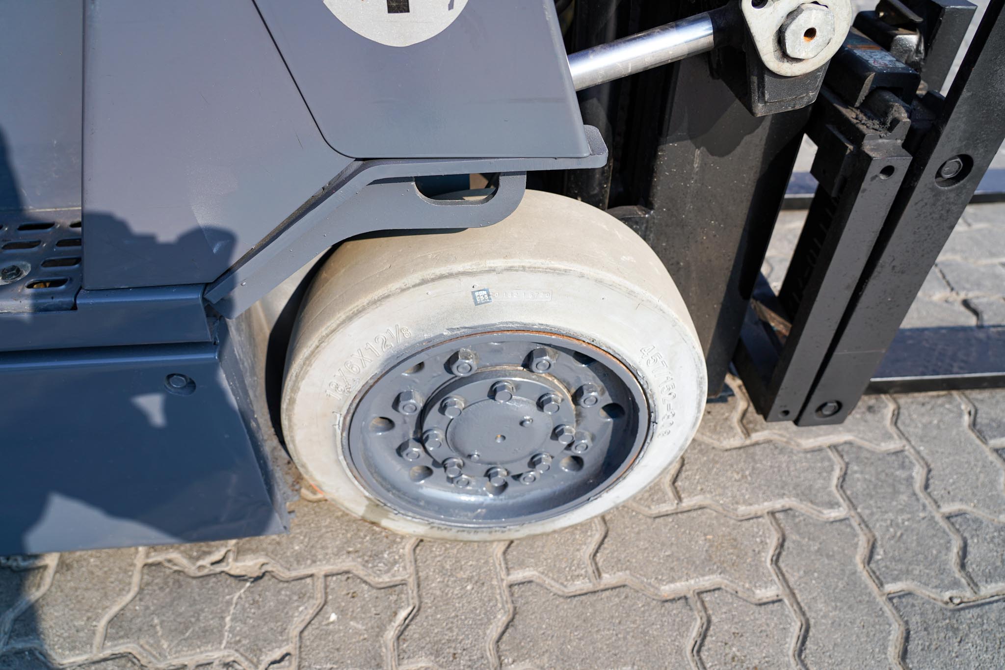 2014 Toyota 7FBCU18 1.3 Ton 2900 lb Electric Forklift - Image 12