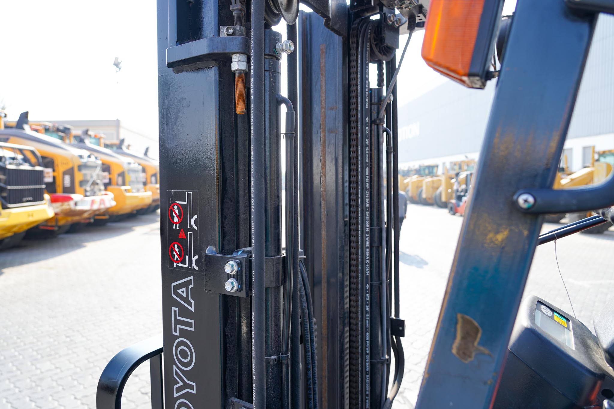 2014 Toyota 7FBCU18 1.3 Ton 2900 lb Electric Forklift - Image 19