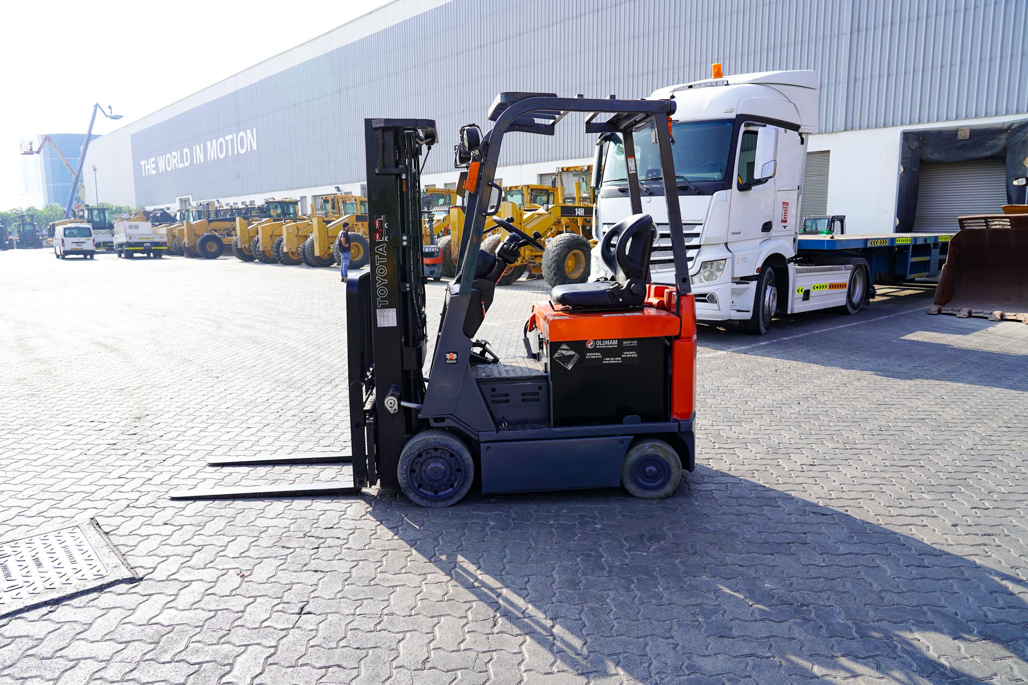 2014 Toyota 7FBCU18 1.3 Ton 2900 lb Electric Forklift - Image 4