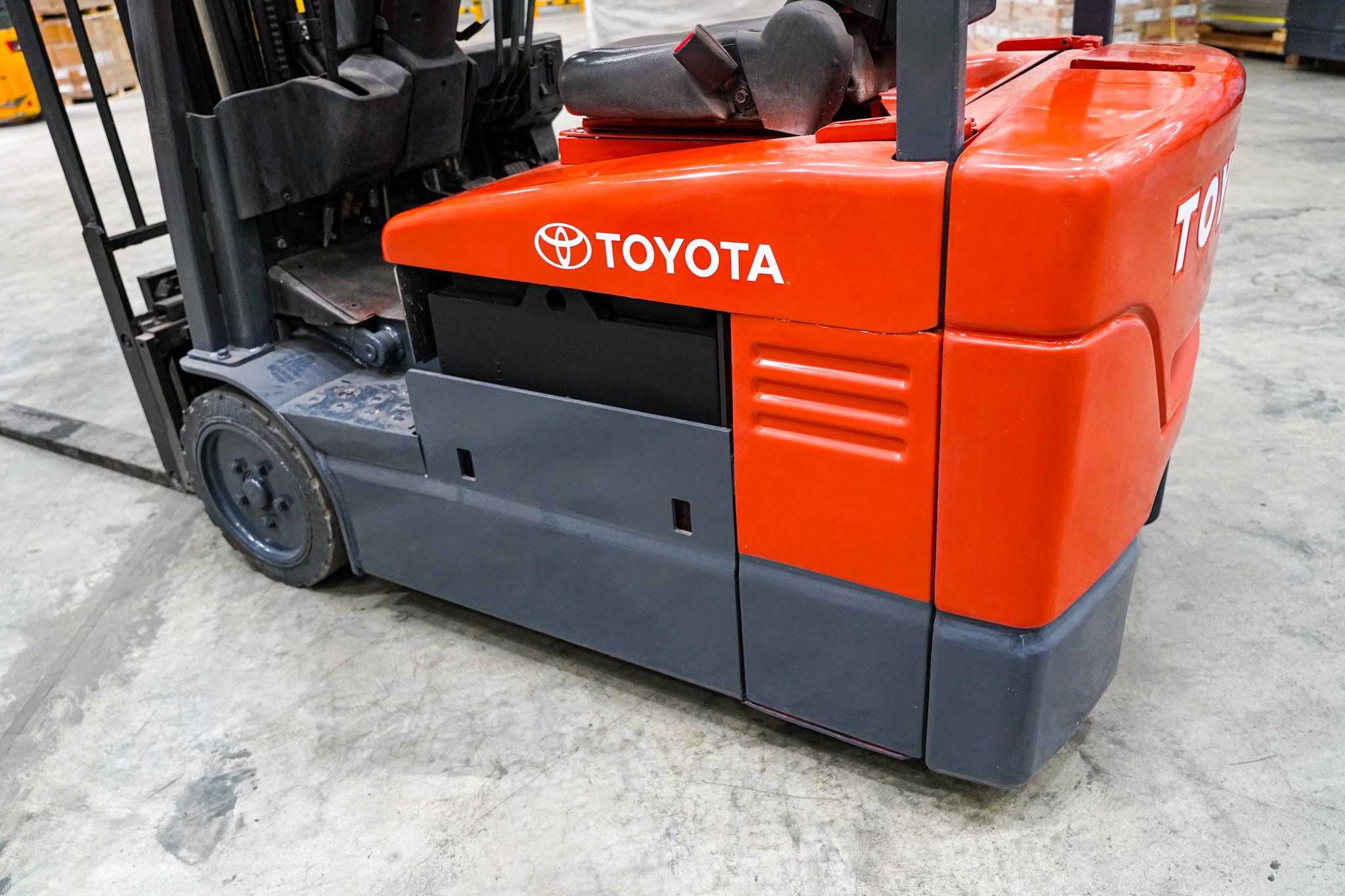 2015 Toyota 7FBEU18 2900 lb 1.3 Ton Electric Forklift - Image 20