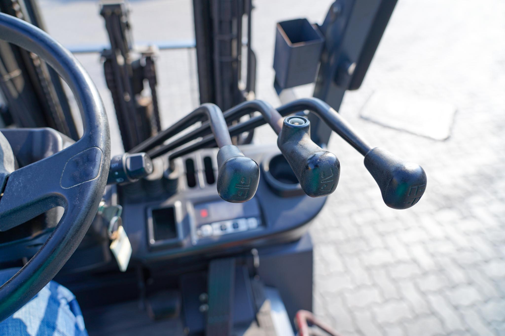 2018 Toyota 8FBCU25 2 Ton 4400 lb Electric Forklift - Image 22