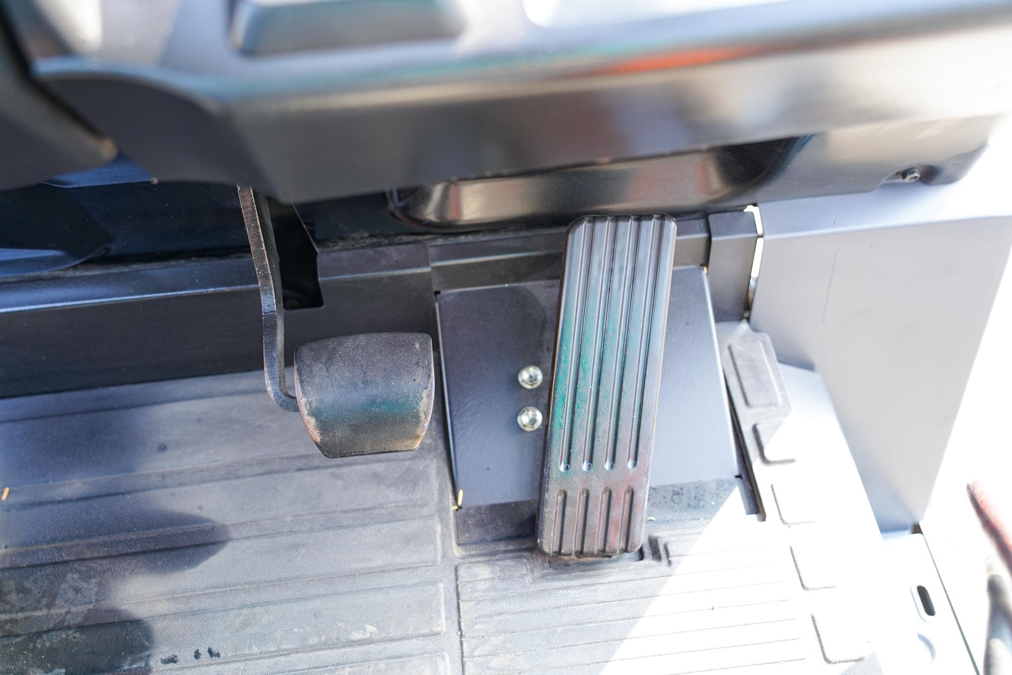 2018 Toyota 8FBCU25 2 Ton 4400 lb Electric Forklift - Image 23