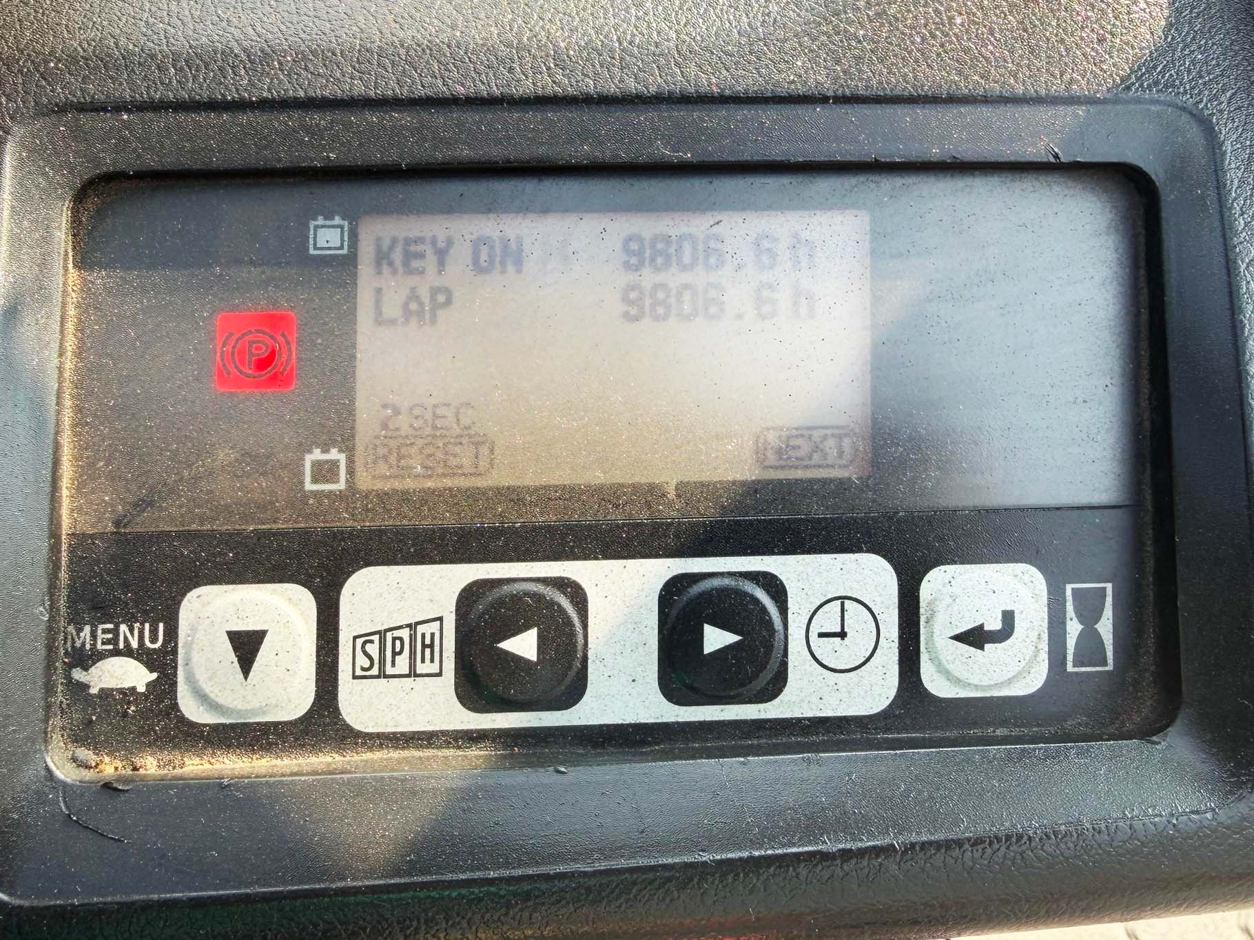 2018 Toyota 8FBCU25 2 Ton 4400 lb Electric Forklift - Image 28