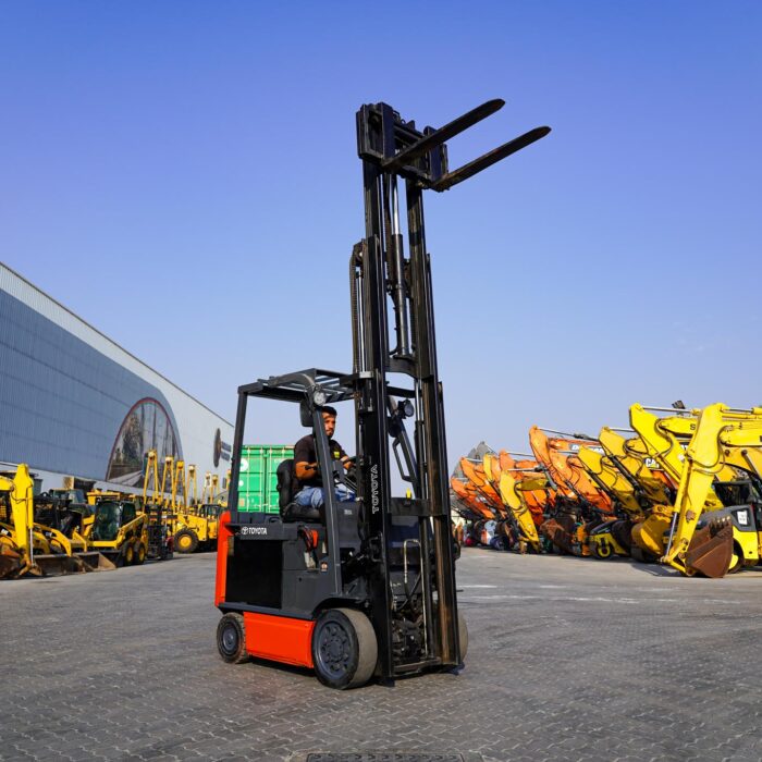 2018 Toyota 8FBCU25 2 Ton 4400 lb Cushion Tire Electric Forklift