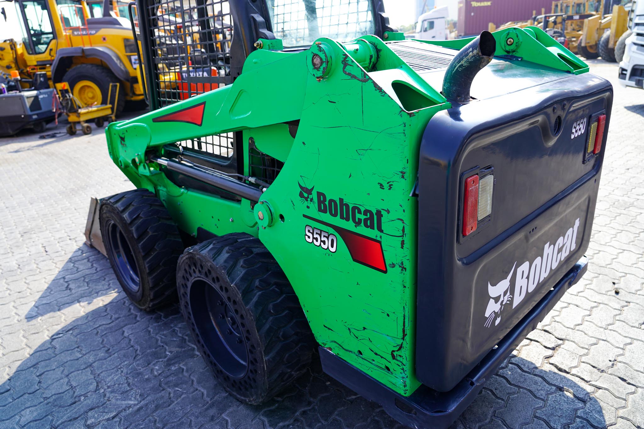 2017 BOBCAT S550 Skid Steer Loader - Image 15
